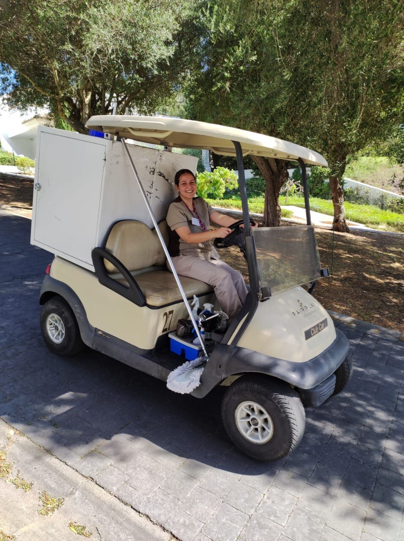 Una joven que ha recibido formación de Cáritas.
