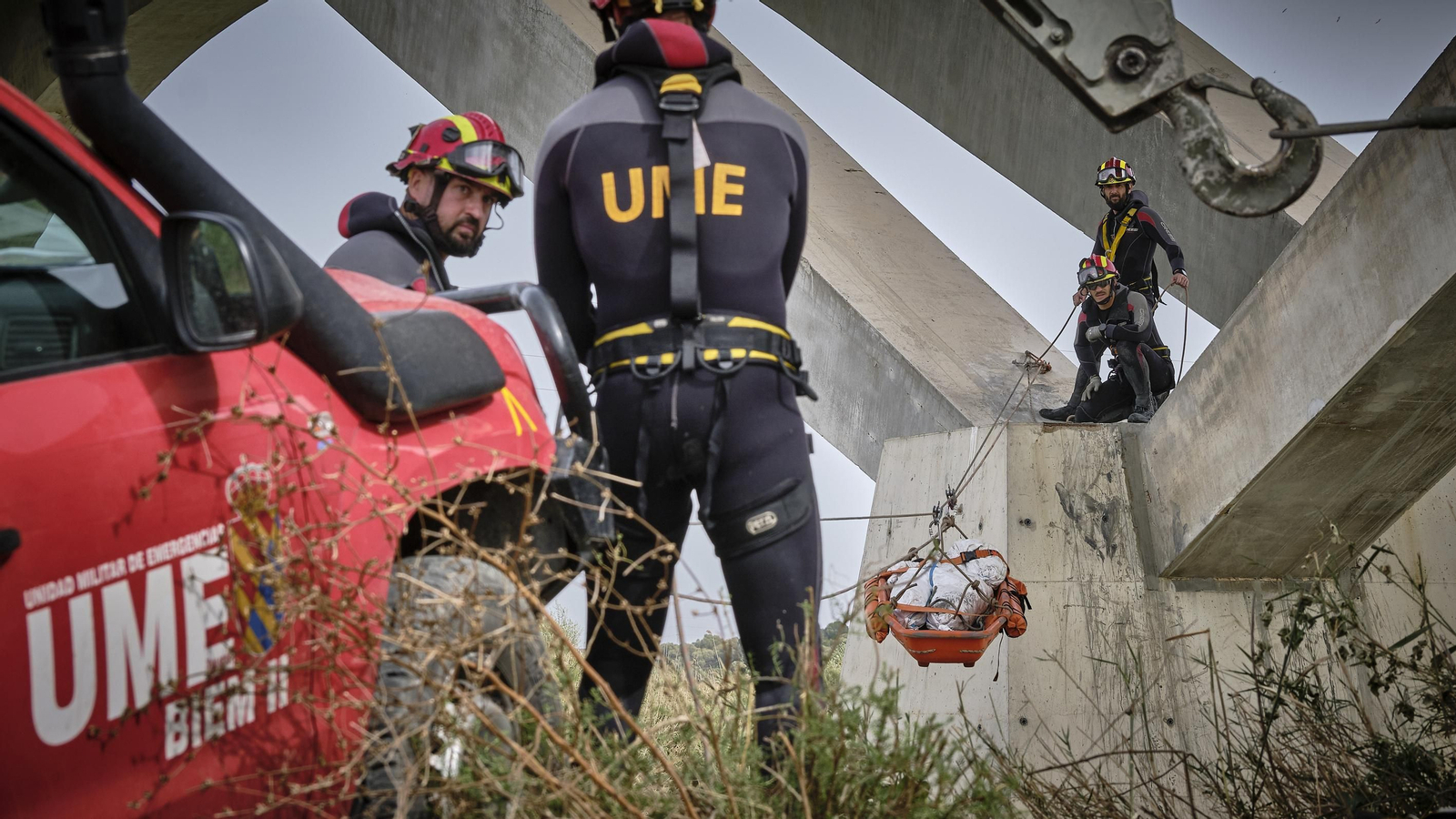 Operación de rescate de víctimas en El Portal