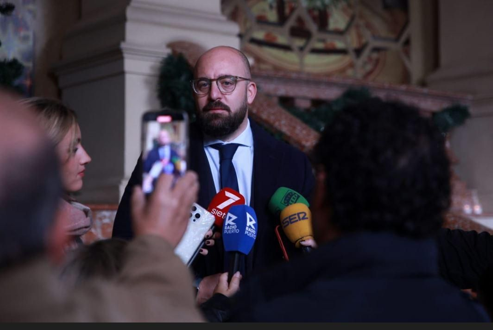 El alcalde portuense, durante el desayuno informativo ofrecido en en el edificio San Luis.
