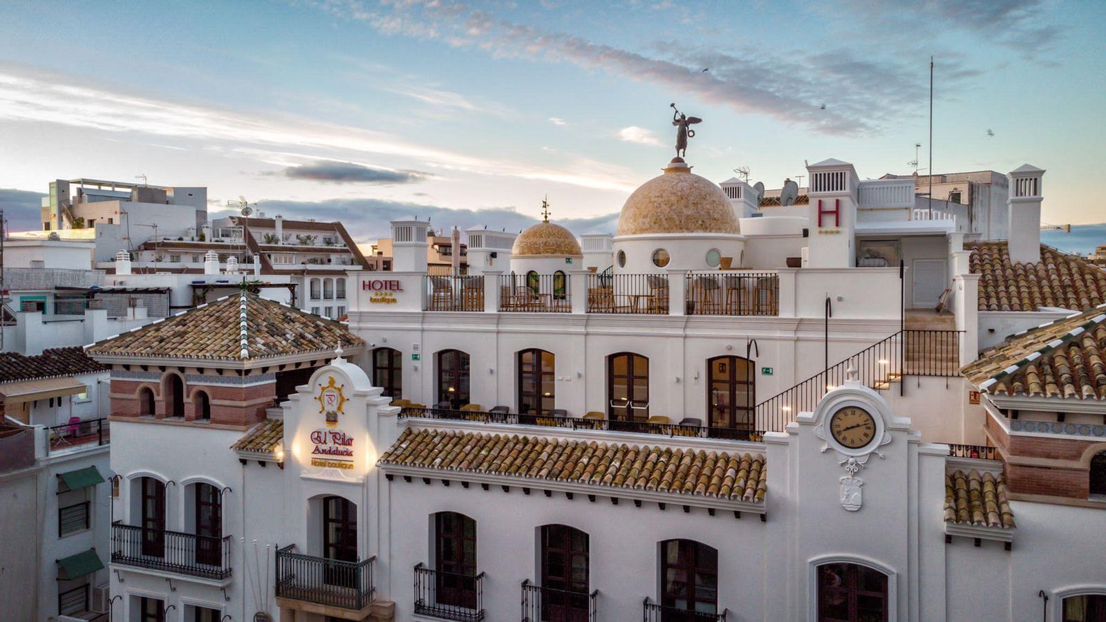 Vista del cuatro estrellas 'El Pilar Andalucía Hotel Boutique', localizado en Estepona.