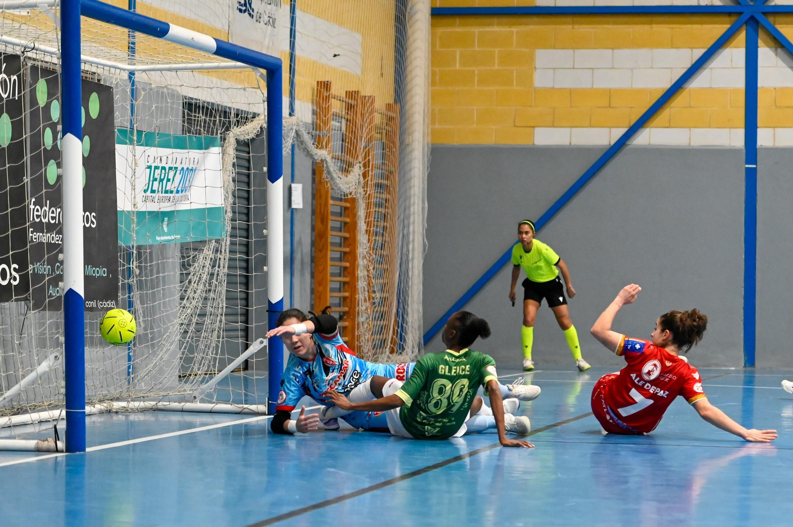 Imágenes del empate entre Guadalcacín FSF y Poio Pescamar