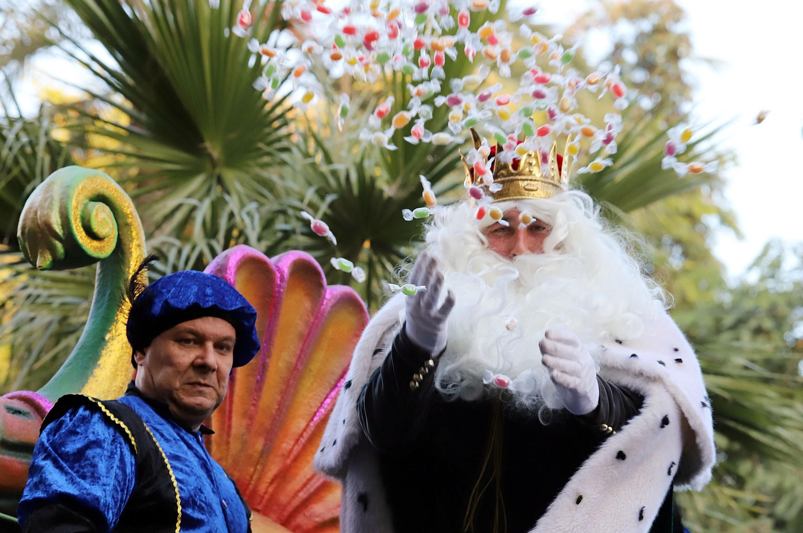 Imágenes de la cabalgata de los Reyes Magos de Huelva