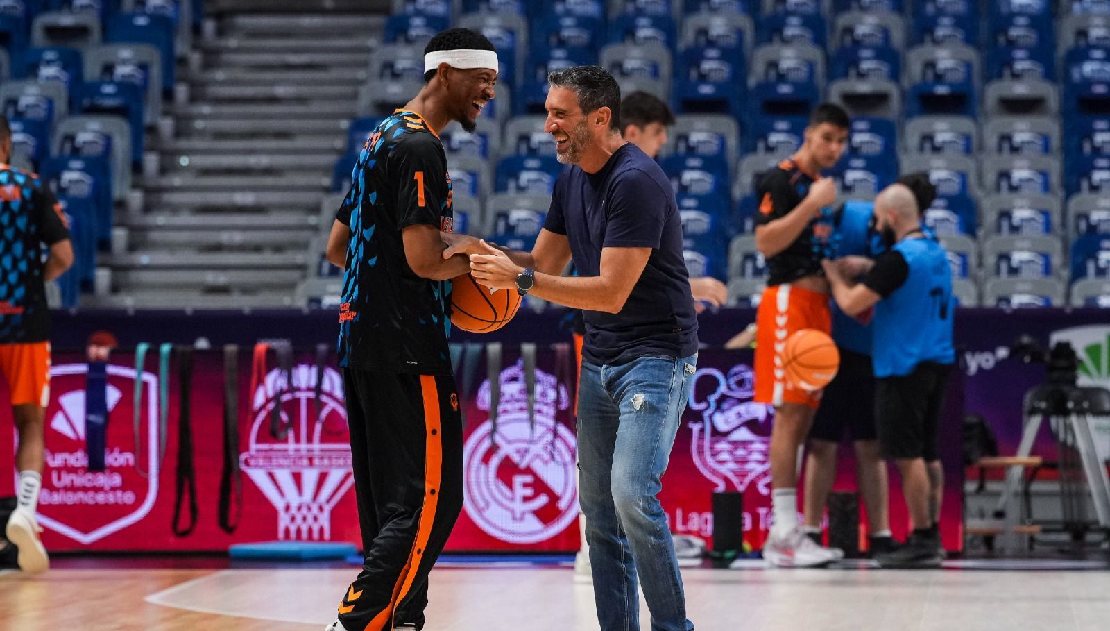 Kameron Taylor e Ibon Navarro.