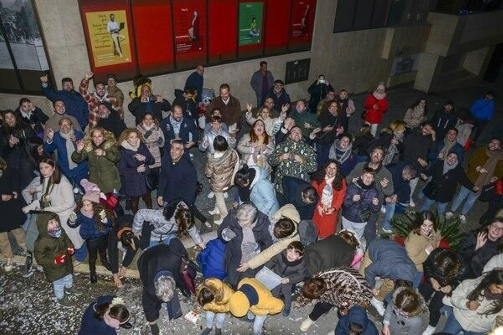 En imágenes: La Cabalga de Reyes de Jaén desata la emoción en sus calles abarrotadas