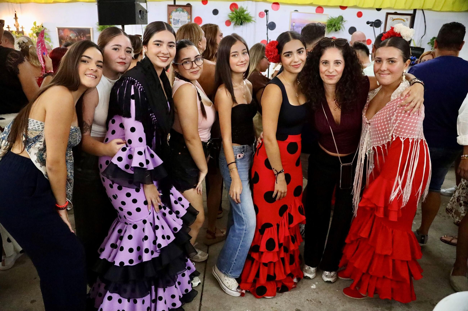 El ambiente en el Real de la Feria de Málaga este viernes, en imágenes