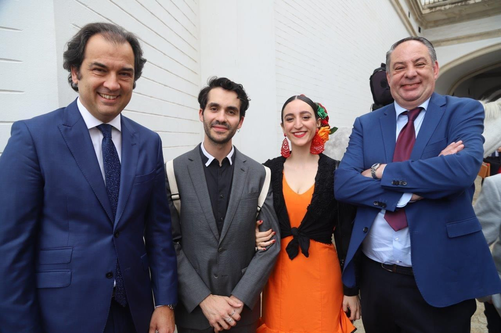 Las fotos de los famosos y autoridades en los toros el miércoles de Feria
