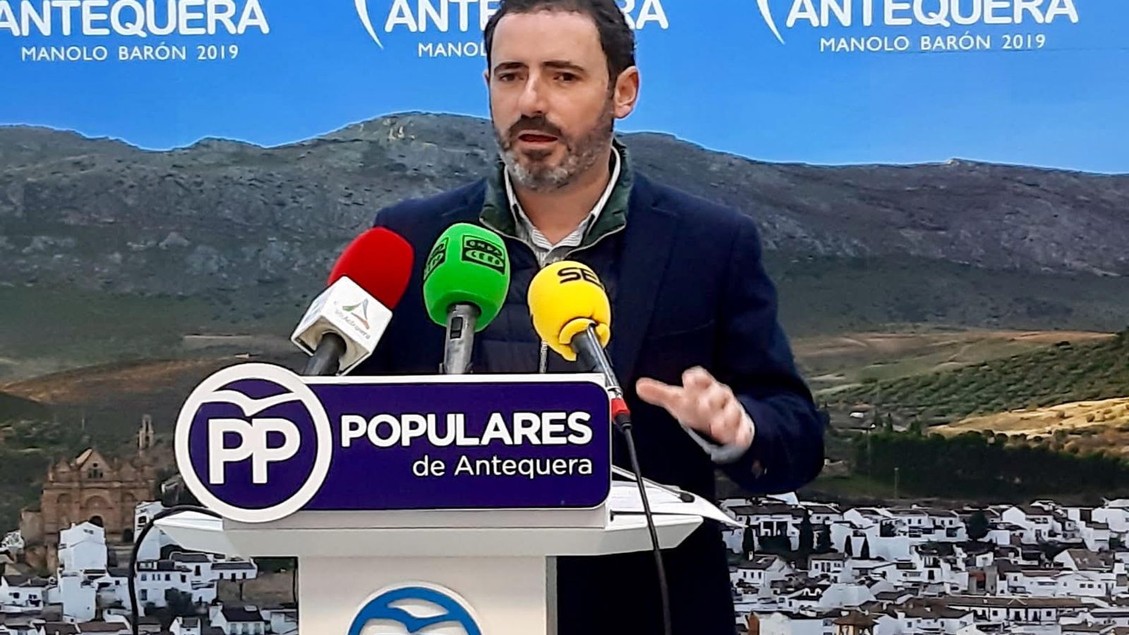 José Ramón Carmona.