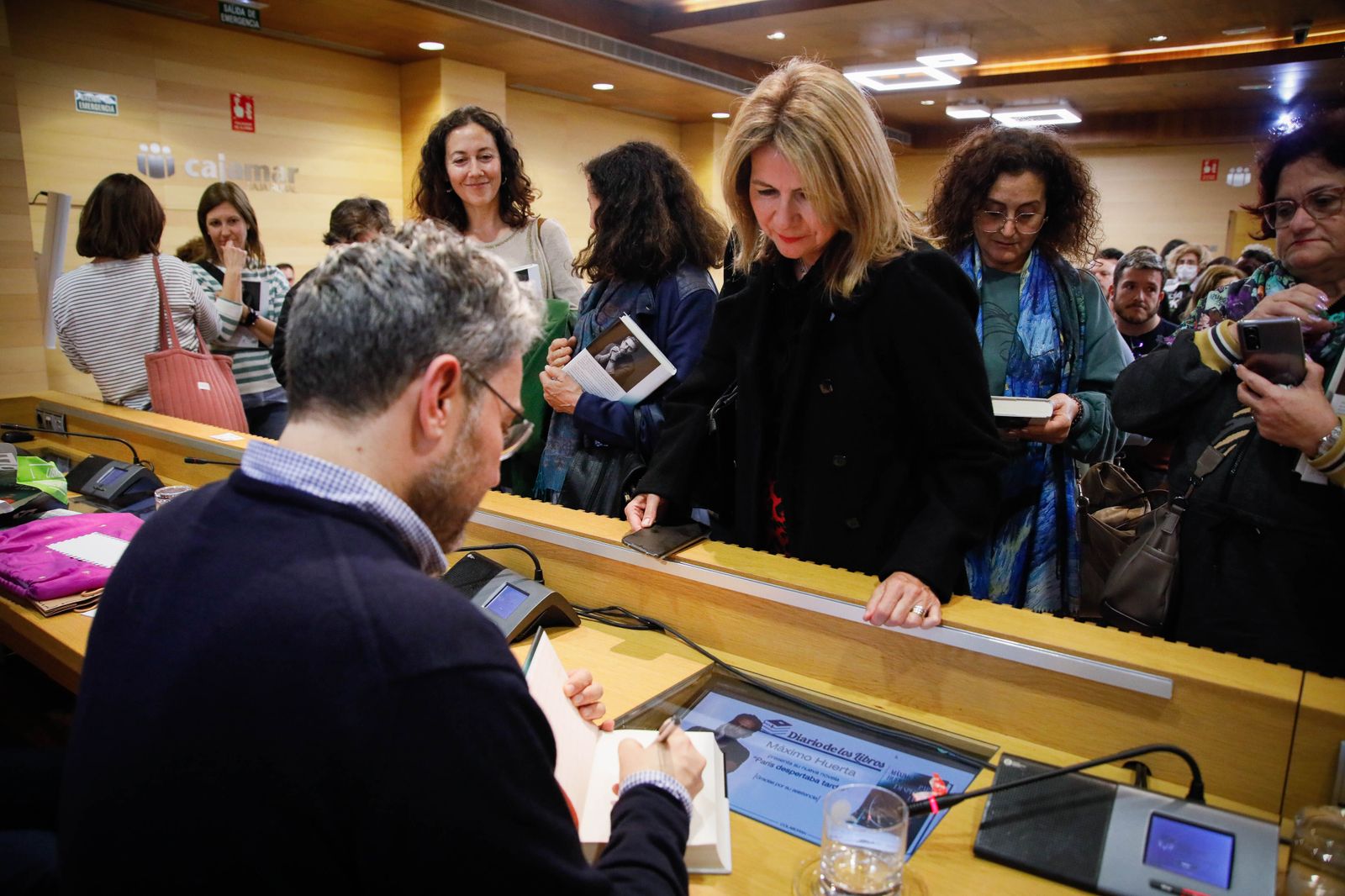 ¿Has estado en la presentación del libro de Máximo Huerta? Entra en la galería y buscate