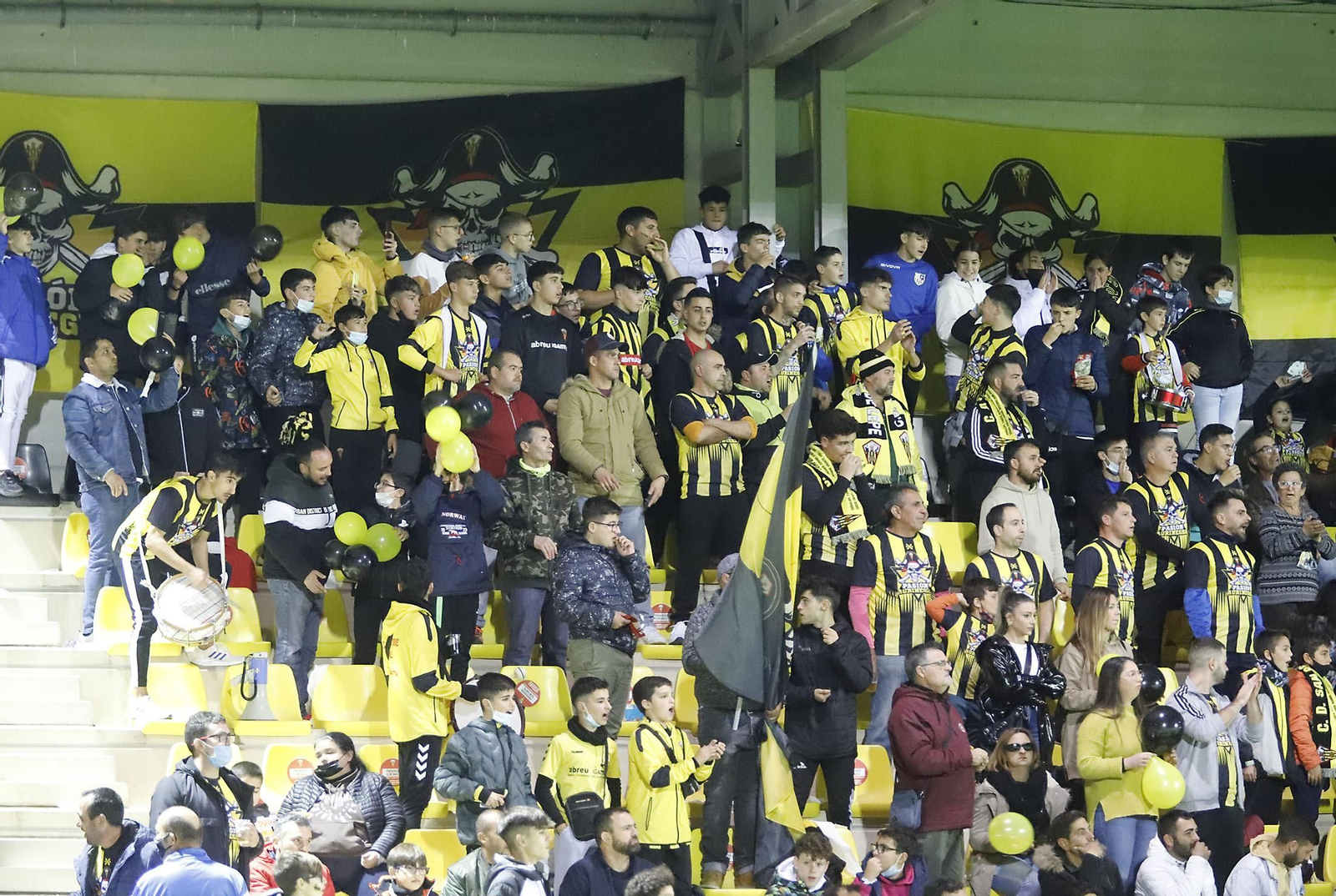 Imágenes del encuentro de Copa del Rey entre el San Roque de Lepe y el Mirandés