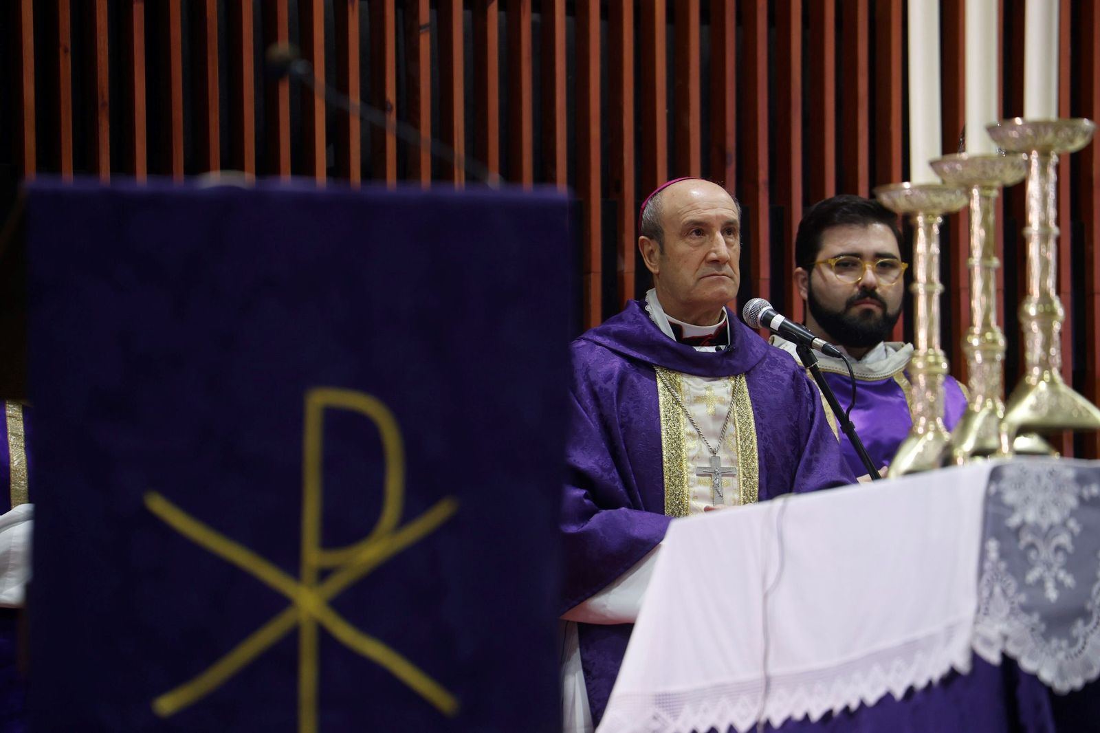 Las imágenes de la misa funeral en Adamuz por las víctimas del accidente de tren