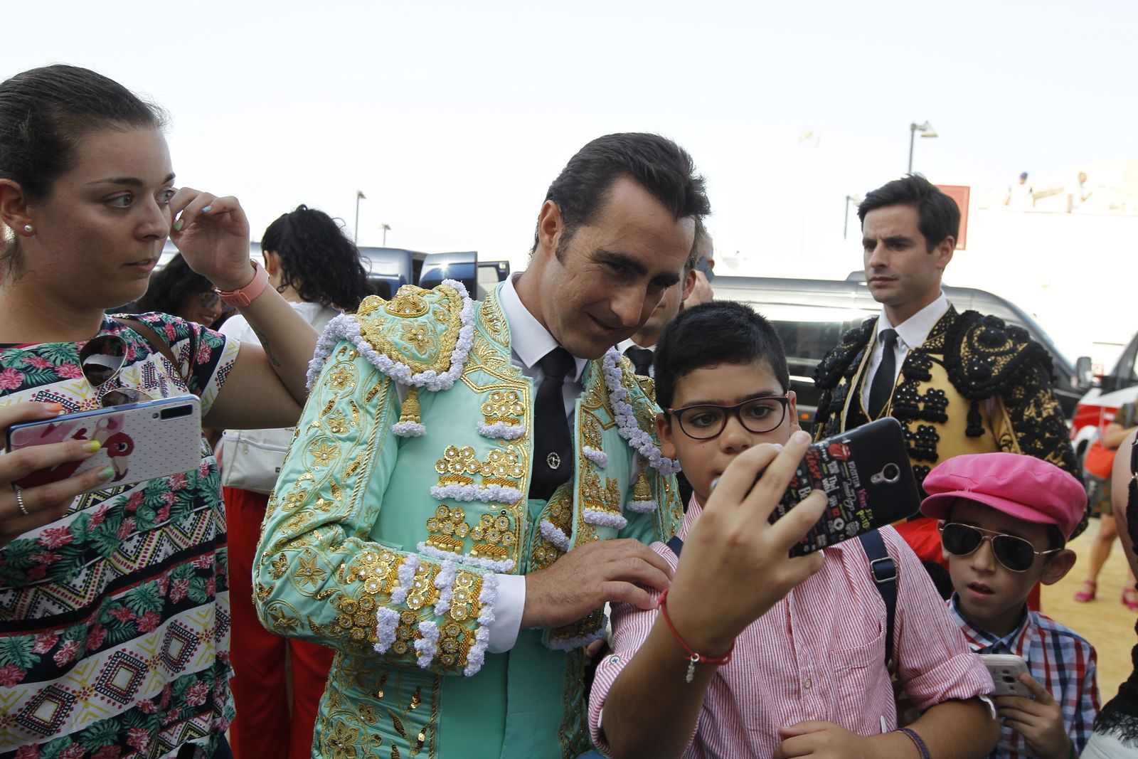 Fotogalería corrida de toros Roquetas de Mar. El Fandi, Castella, Cayetano.