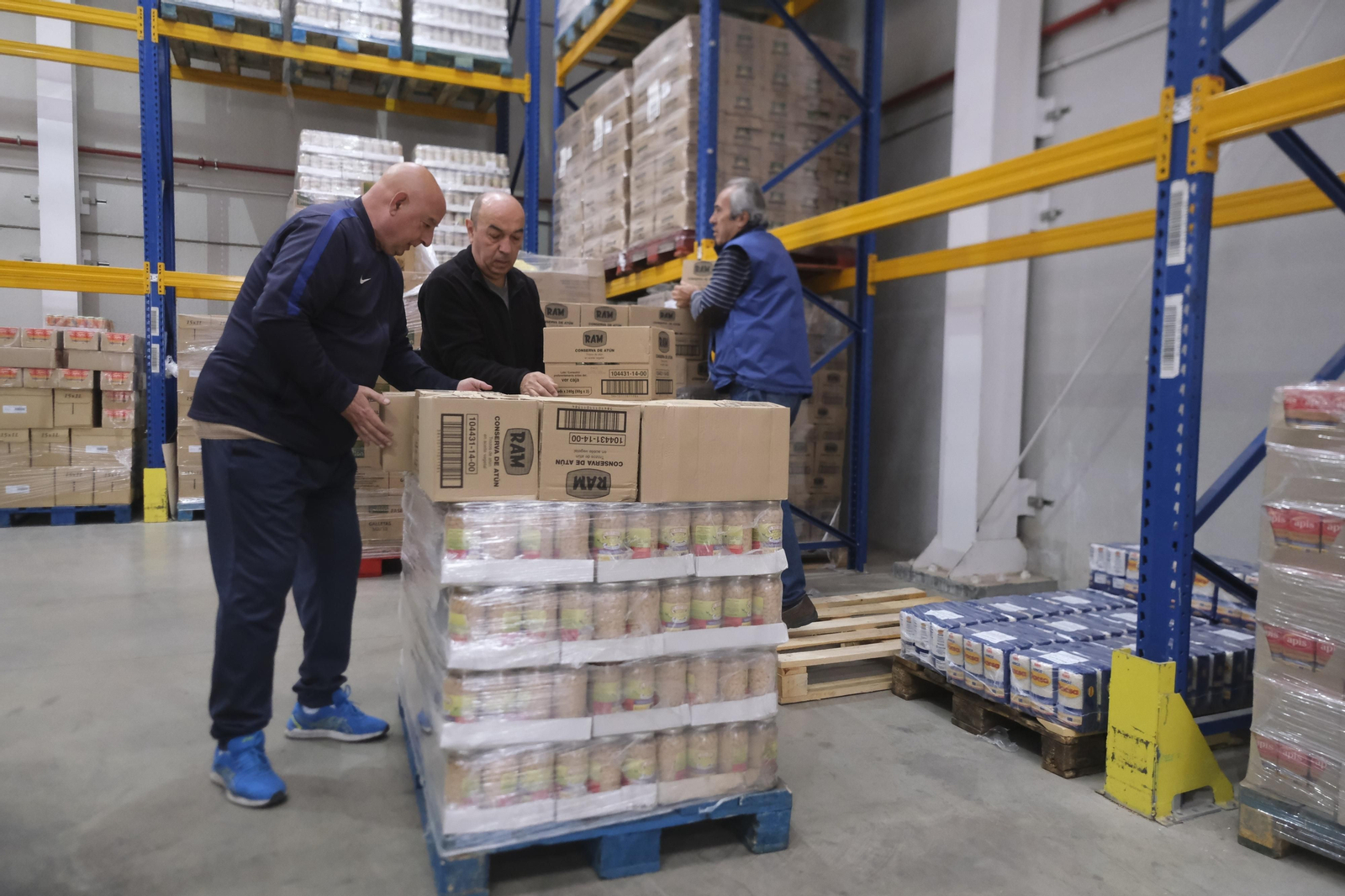 El inicio de la Gran Recogida 2022 del Banco de Alimentos de Córdoba, en imágenes