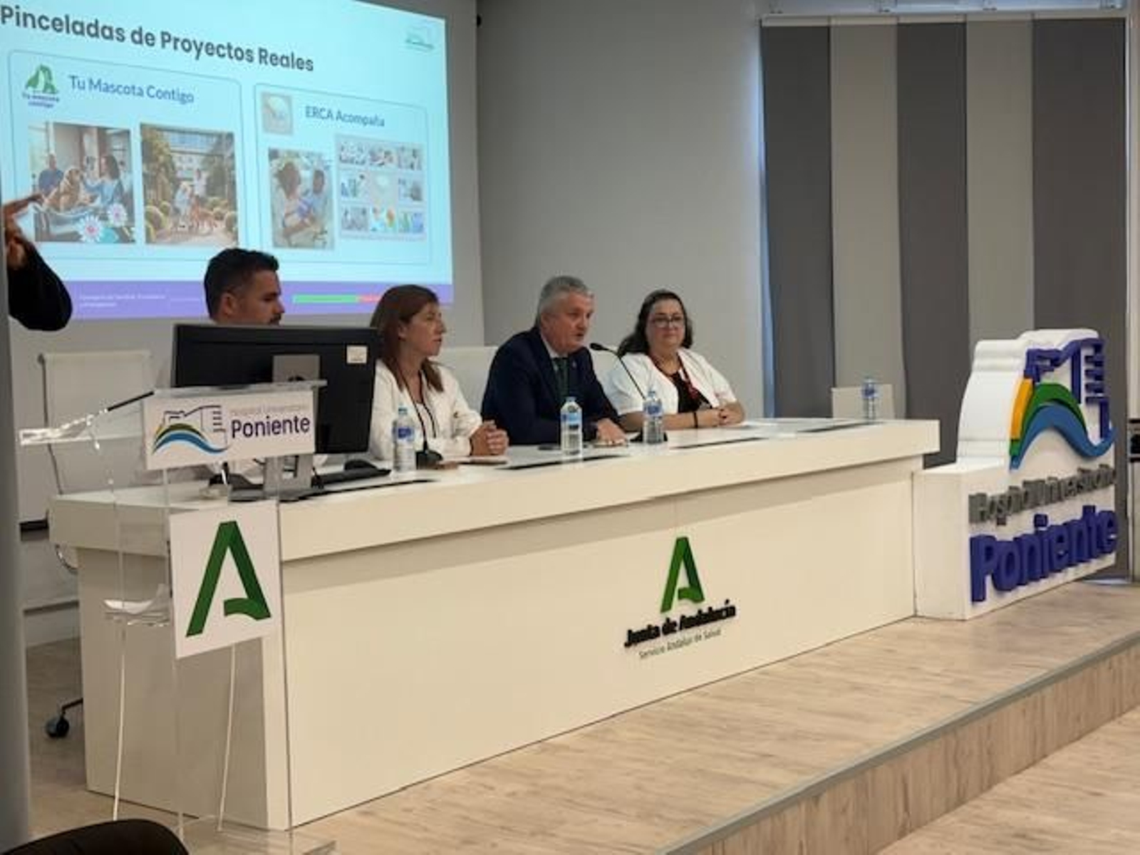 El Hospital Universitario Poniente impulsa su Plan de Participación Ciudadana en Humanización.