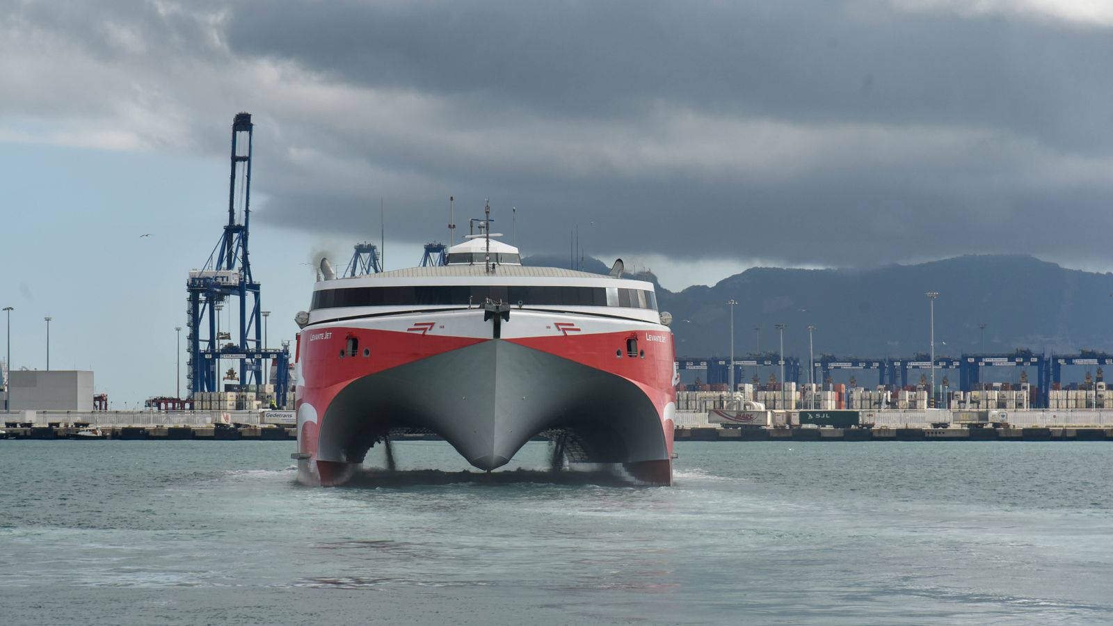 Las fotos de la inaguración del Ferry Levante Jet