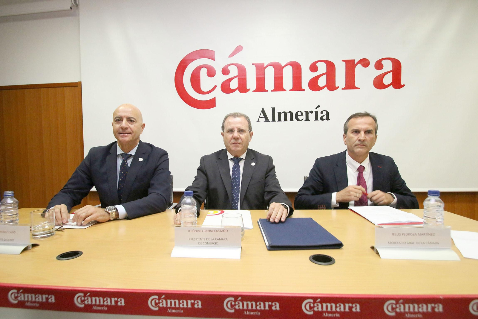 Fotogalería de la toma de posesión de Jerónimo Pérez como presidente de la Cámara de Comercio