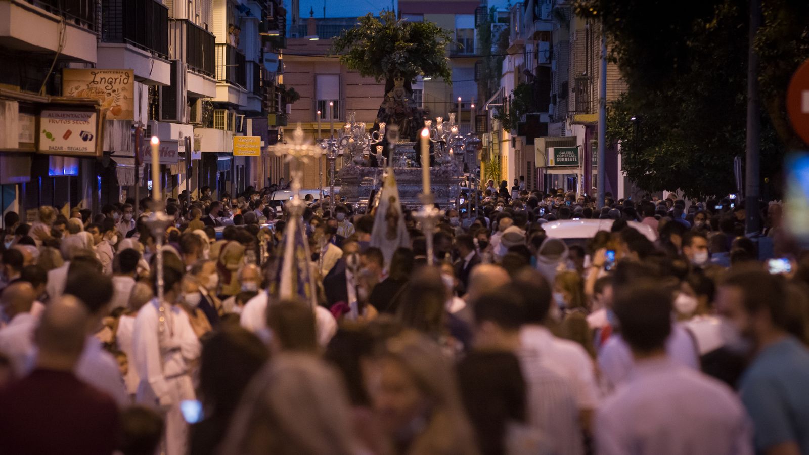 La procesión de la Virgen de Valvanera, en imágenes