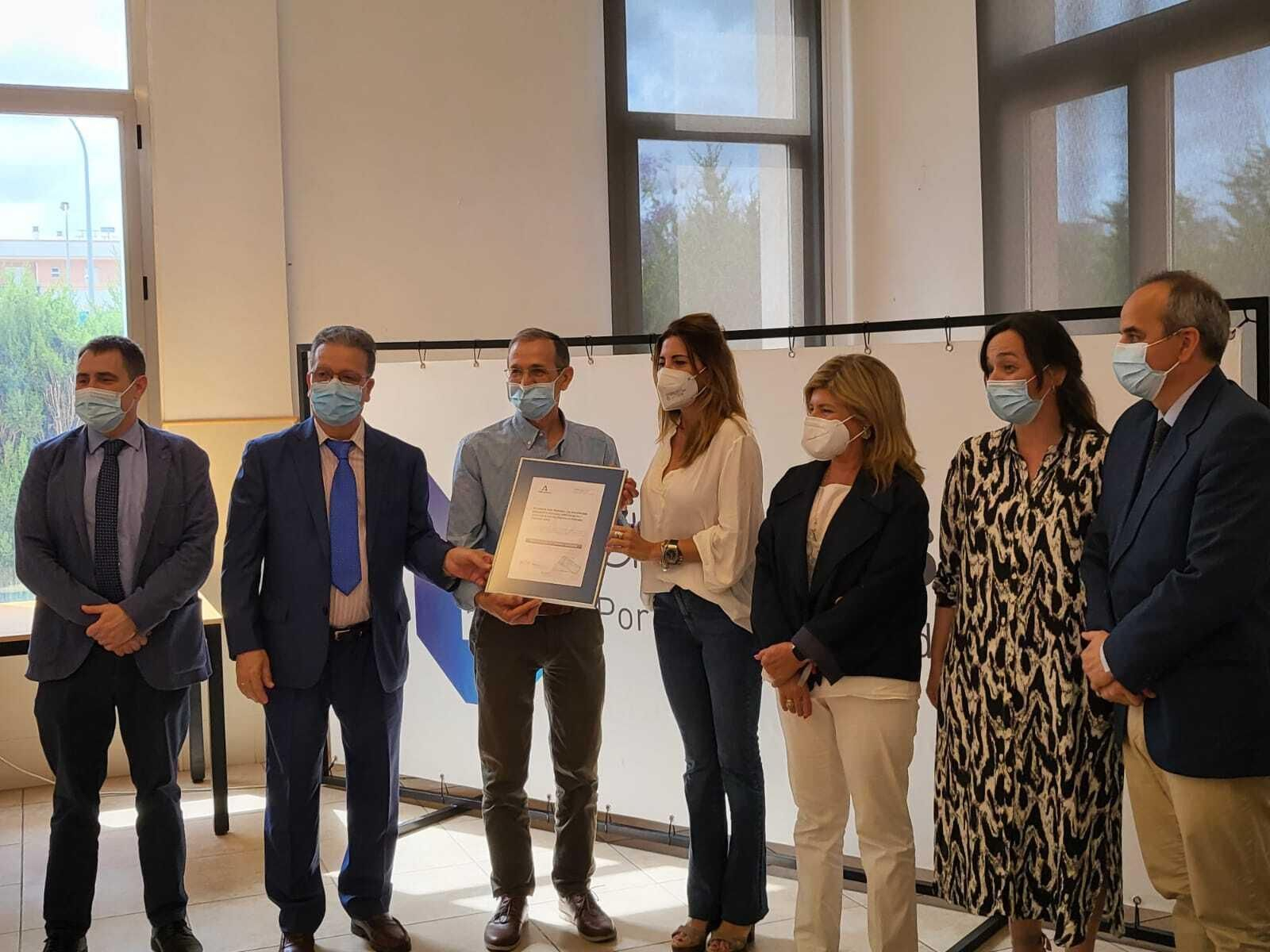 Entrega a Upacesur Jerez de la certificación de calidad.