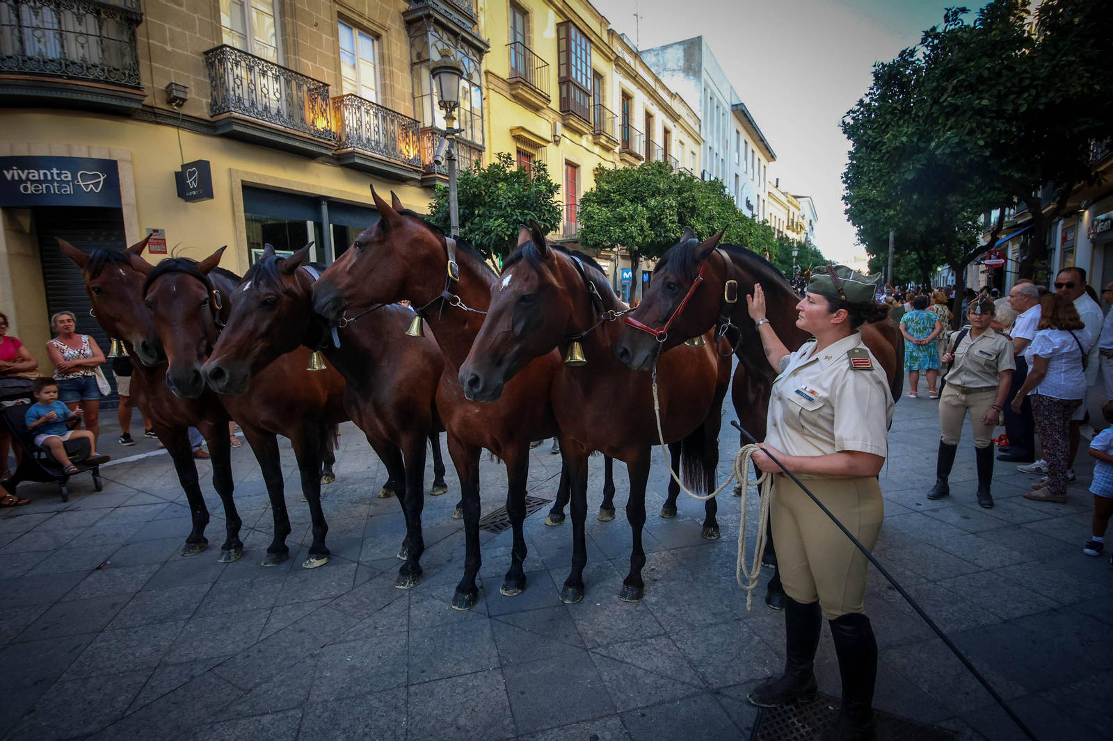 Búscate en la Parada Hípica por el 50 aniversario de Real Escuela en Jerez