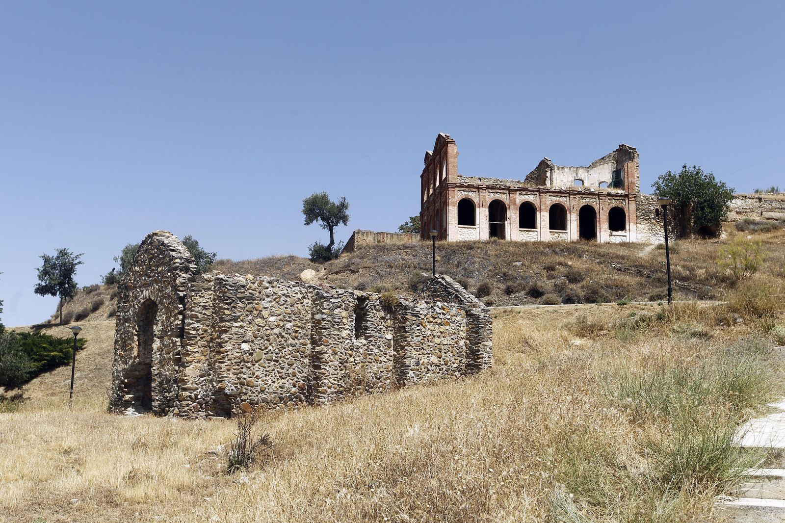 Granada pide al Gobierno 5,5 millones para proyectos turísticos: mejora del río Beiro, una ruta por las minas de oro de la Lancha o el conteo de turistas en Centro y Albaicín