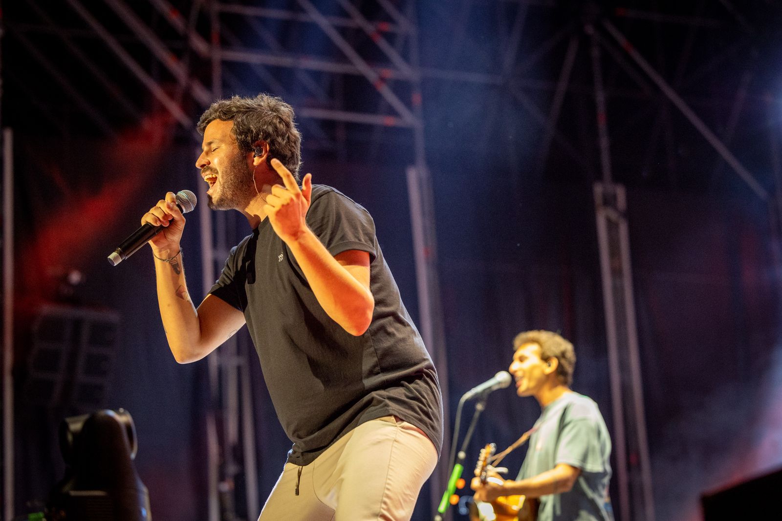 Búscate en el concierto de Taburete en el Concert Music de Chiclana