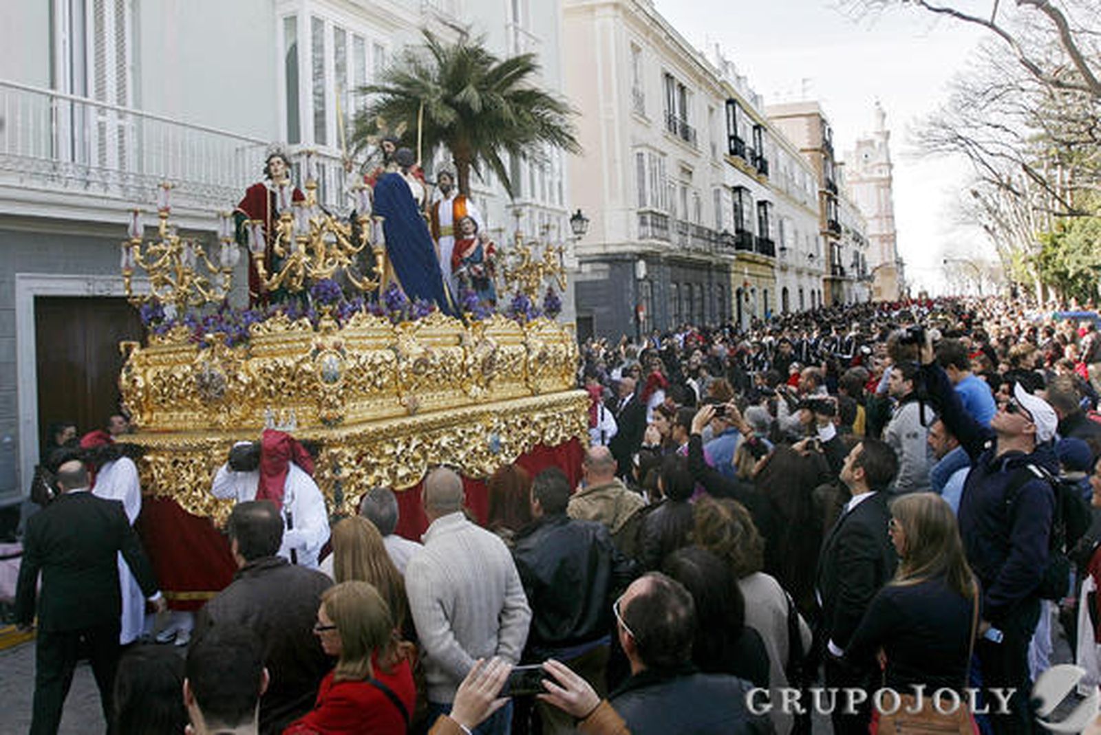 La Borriquita

Foto: Joaquin Pino / Jesus Marin / Julio Gonzalez