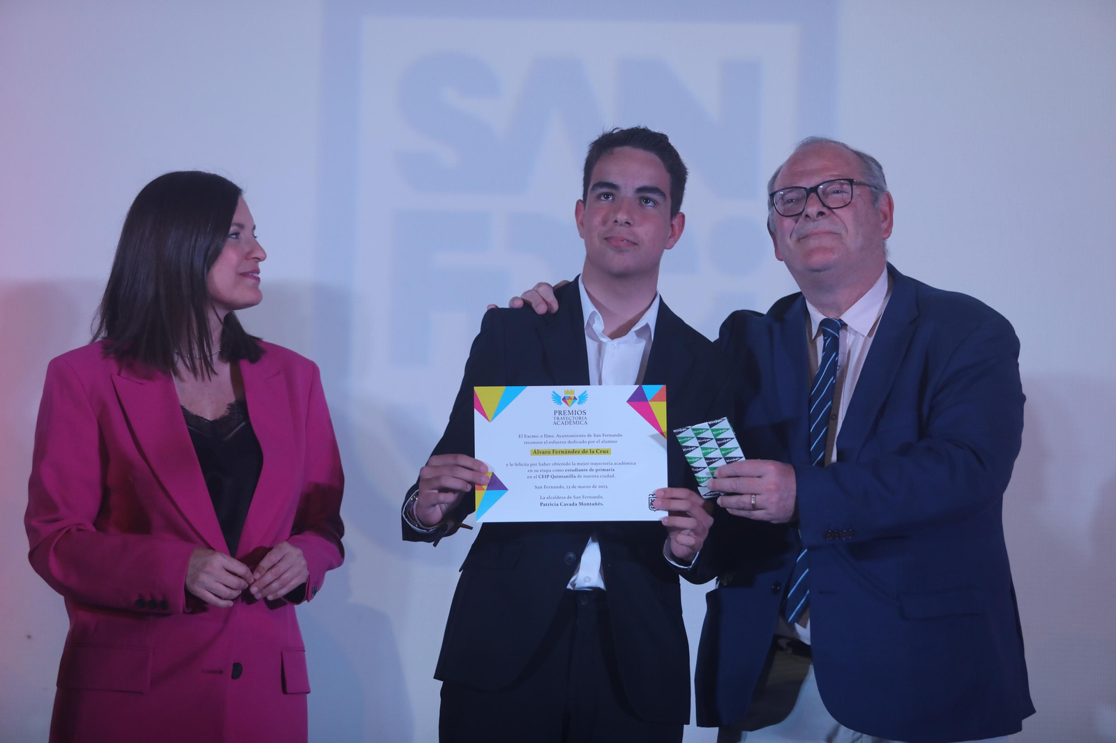 Las imágenes del acto de entrega de premios a los mejores expedientes académicos en San Fernando