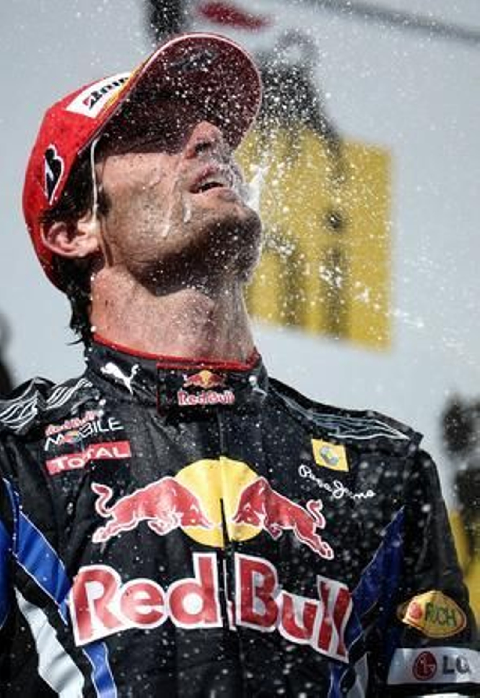 Fernando Alonso acaba segundo por detrás de Webber en el Gran Premio de Hungría. / AFP