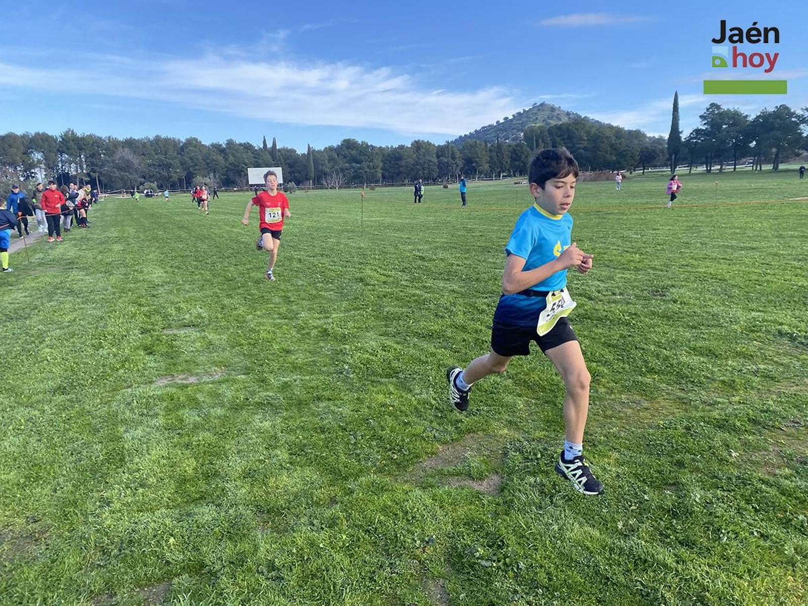 La carrera de La Garza de Linares en imágenes: búscate entre los asistentes