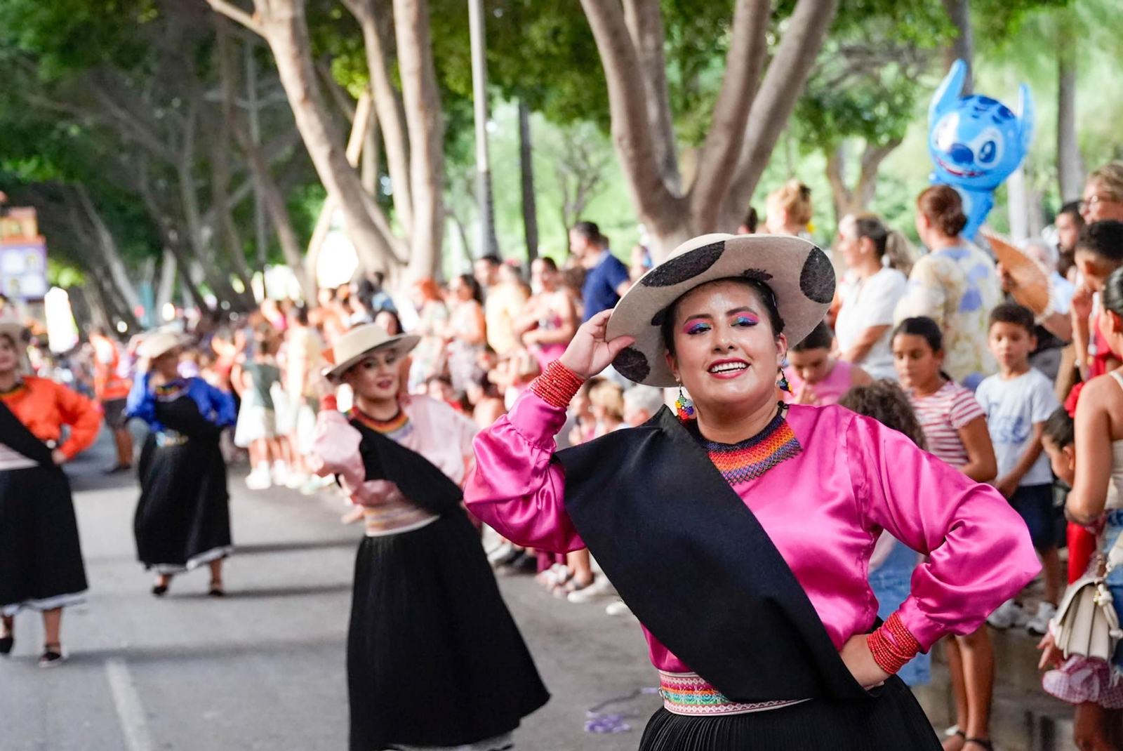 Así se ha vivido la Batalla de Flores en la Feria de Almería