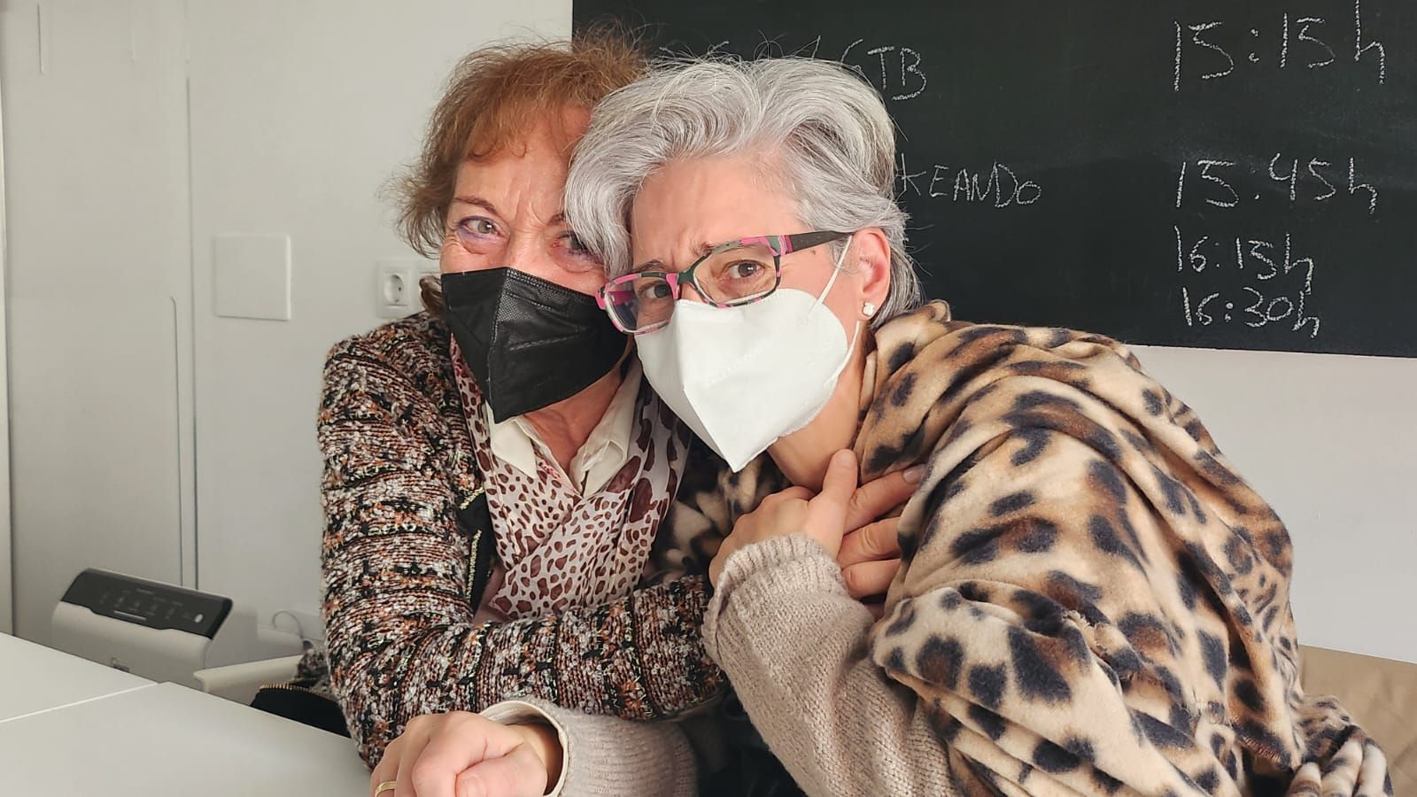 Celeste Martín (i.), donante, y Celeste Rico, hija y receptora.