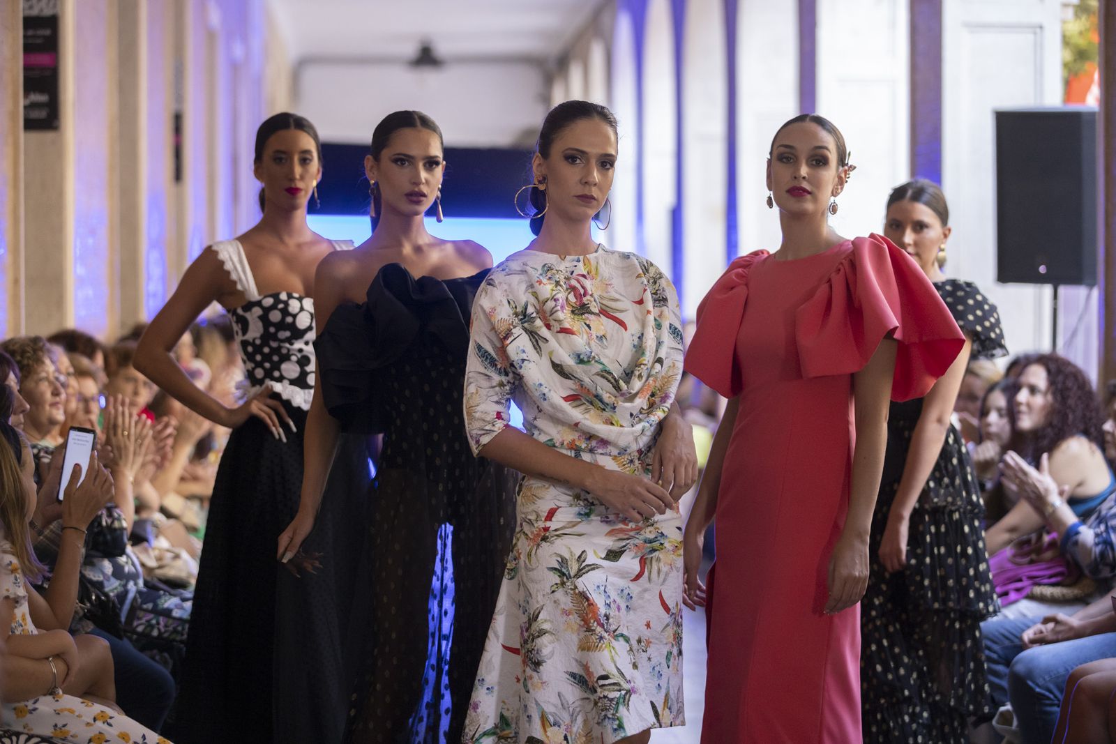 Imágenes del desfile 'Huelva provincia de moda' en la Gran Vía