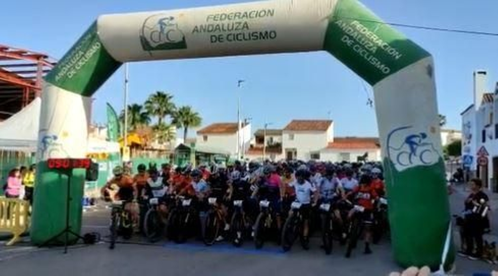 La salida de la carrera en Castellar.