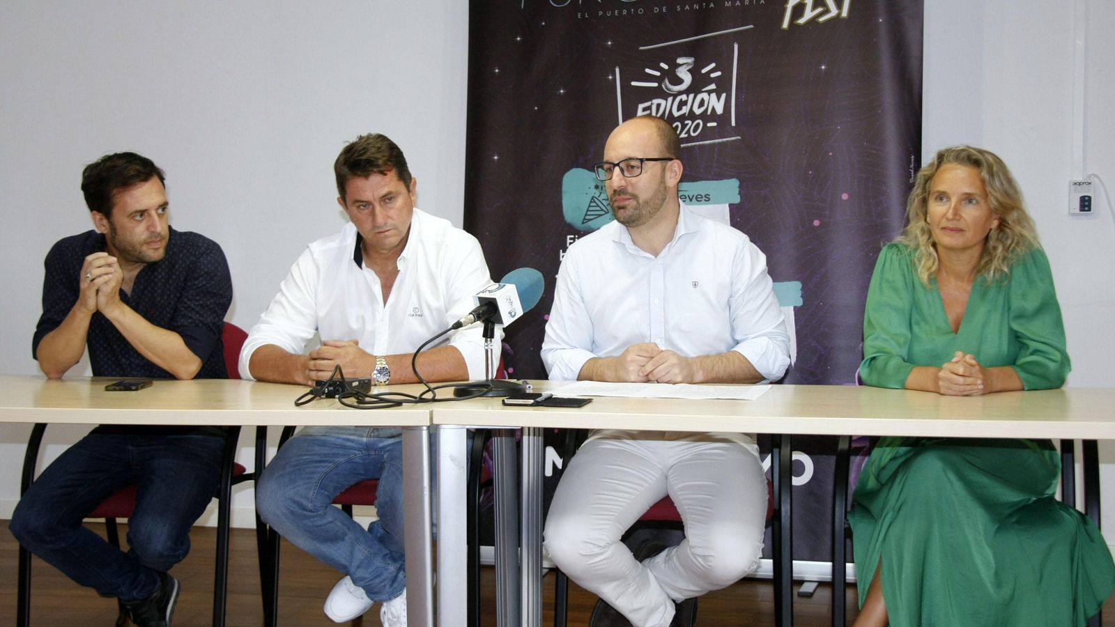 De Izda. A Dcha: Tali Carreto, Pascual Llopis, Germán Beardo y Lola Campos.