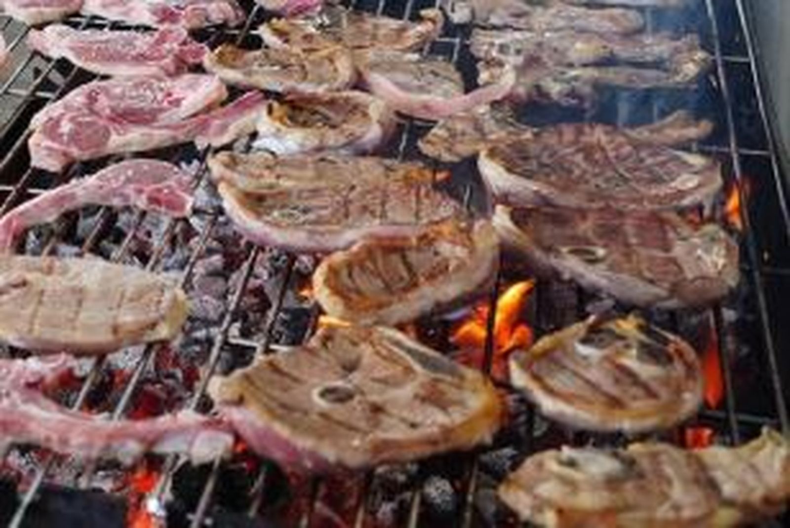 Cordero a la brasa en Conquista.