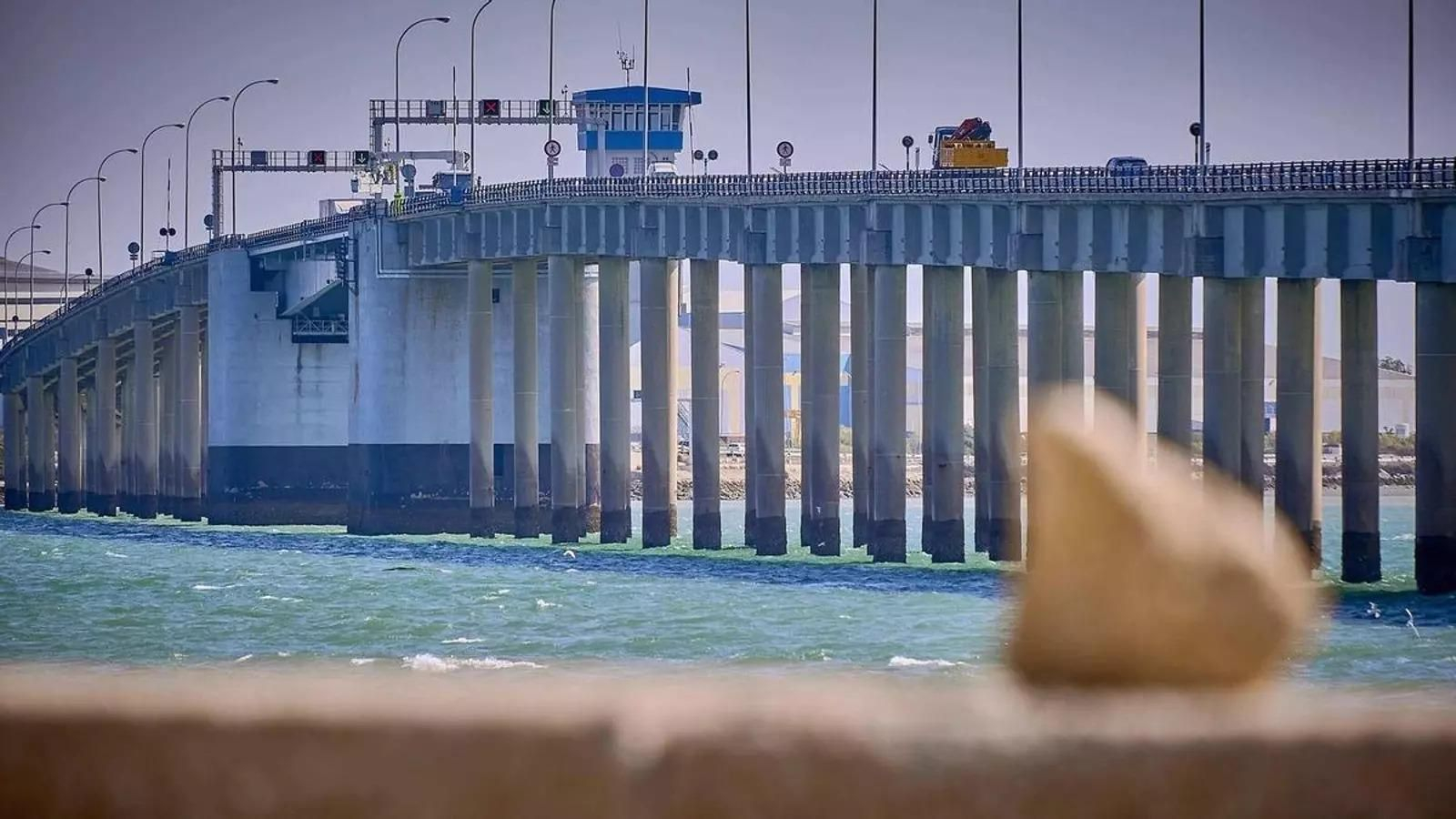 Una imagen del puente Carranza.