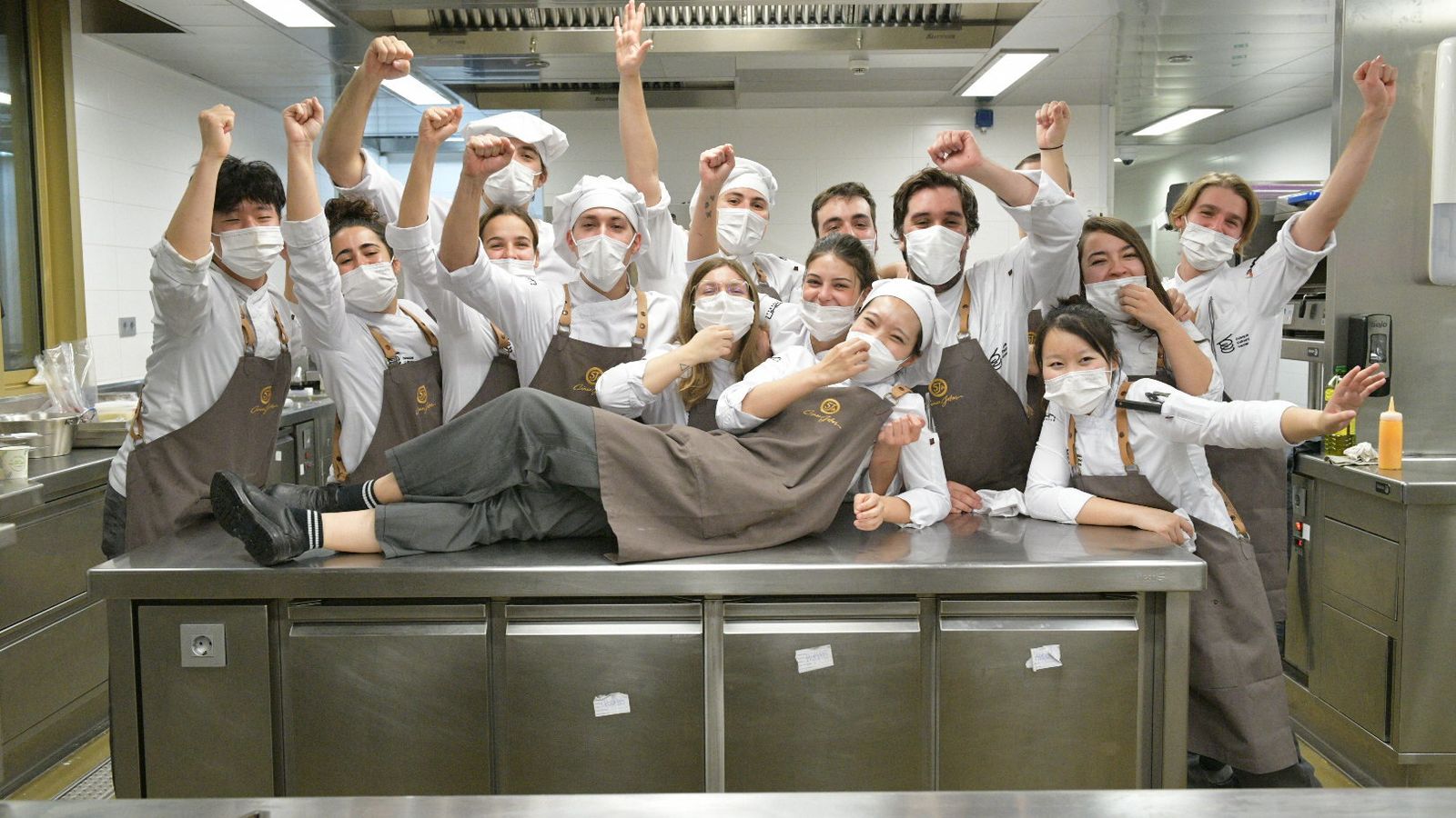Los equipos de los finalistas, en las cocinas del Basque Culinary Center