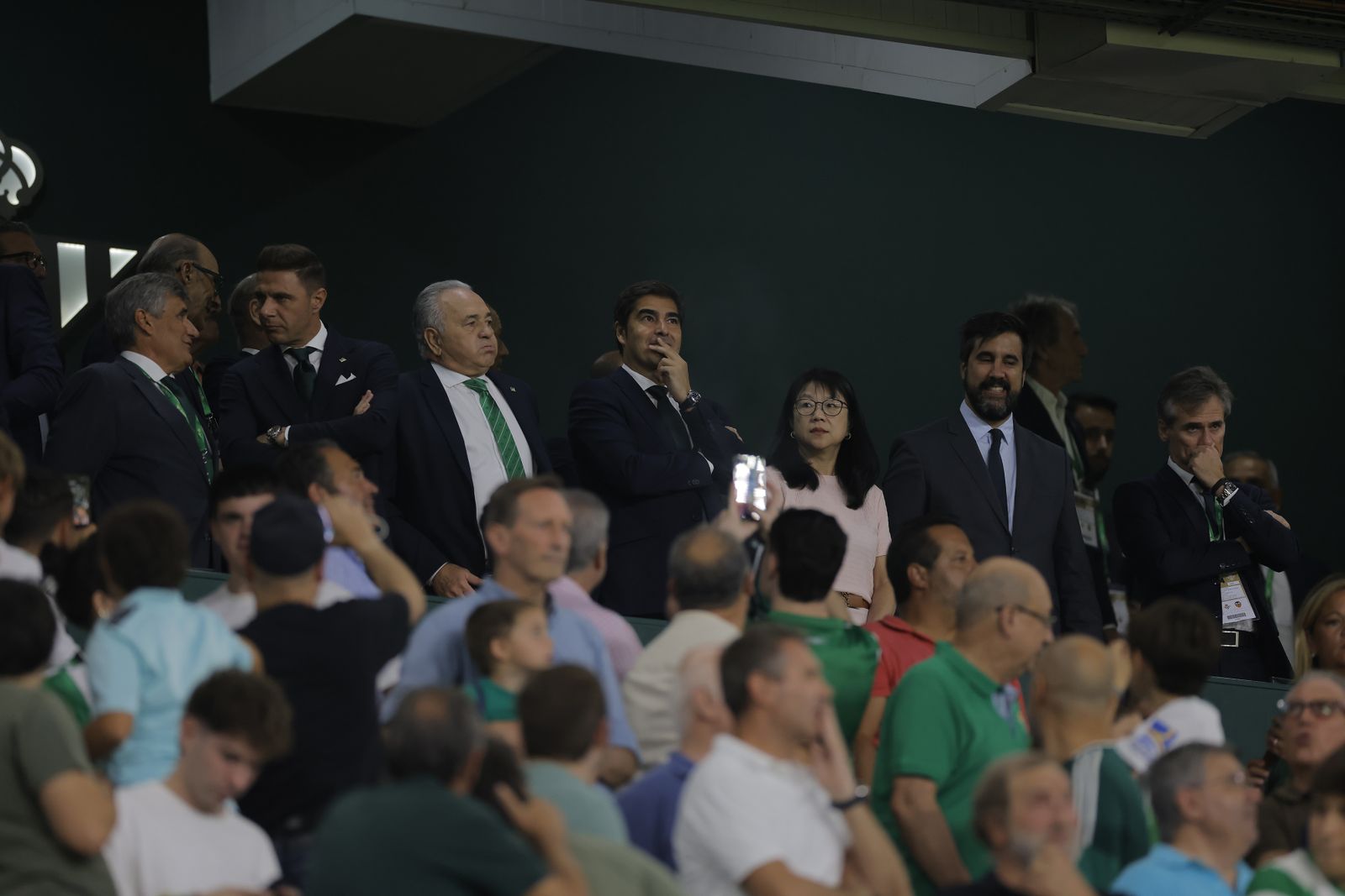 Búscate en las fotos del Betis-Valencia