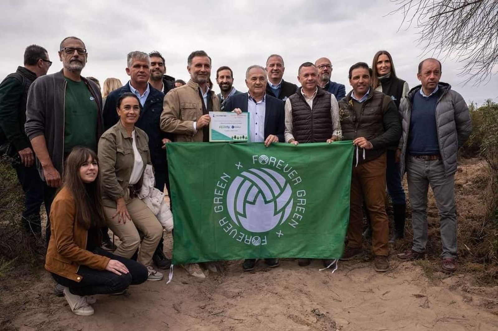 Plantación de árboles en Las Peñuelas.