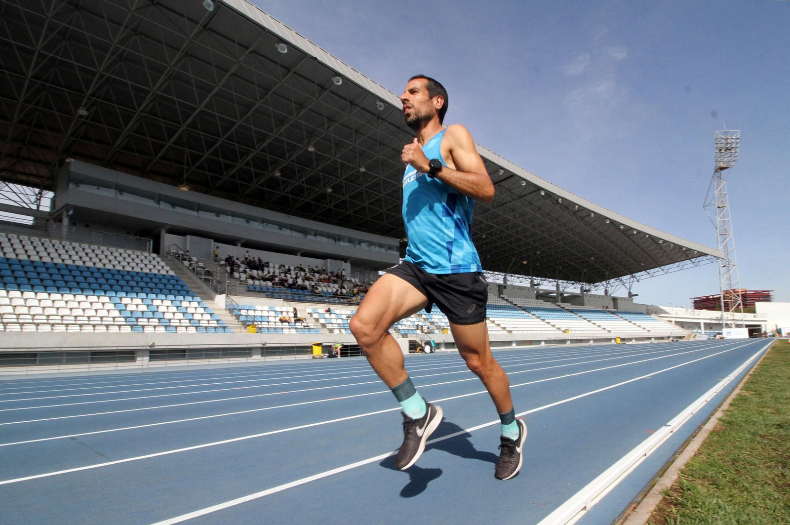 Emilio Martín, imágenes de un campeón mundial en su jornada de entrenamiento