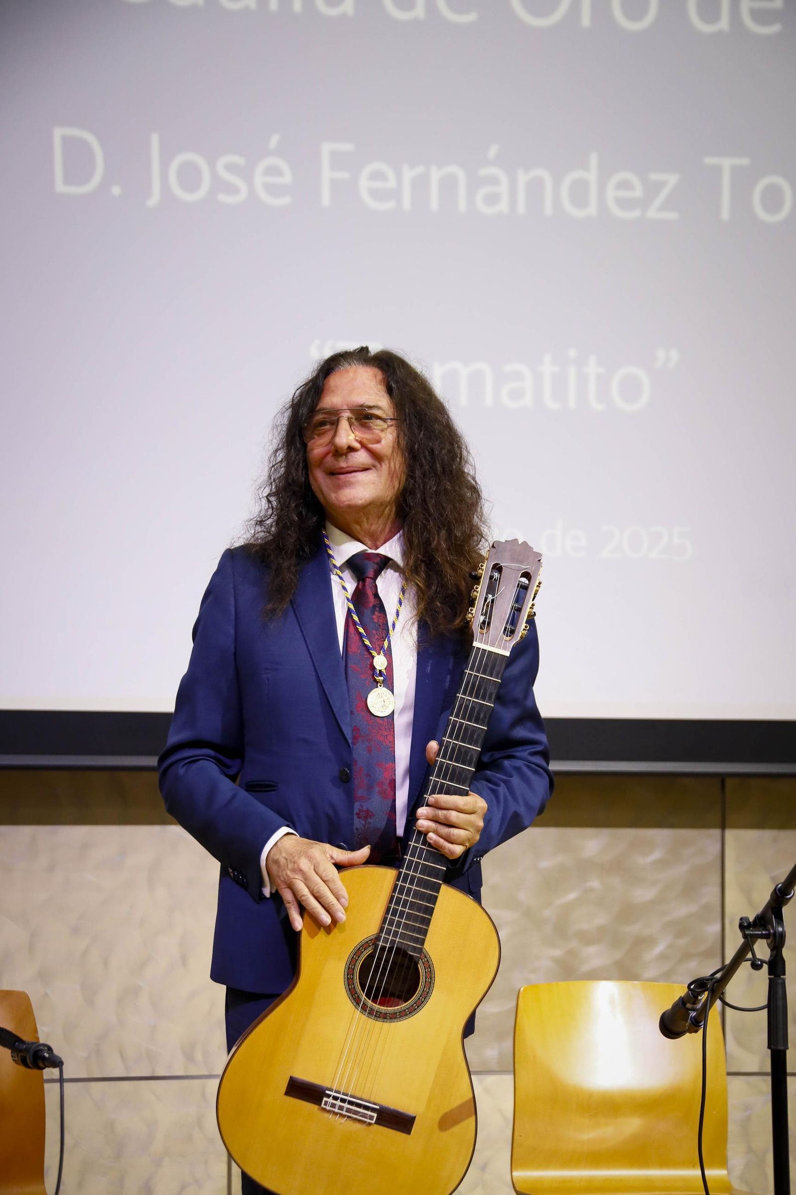 Las imágenes del acto de entrega de la Medalla de Oro a José Fernández Torres Tomatito, en la Universidad de Almería