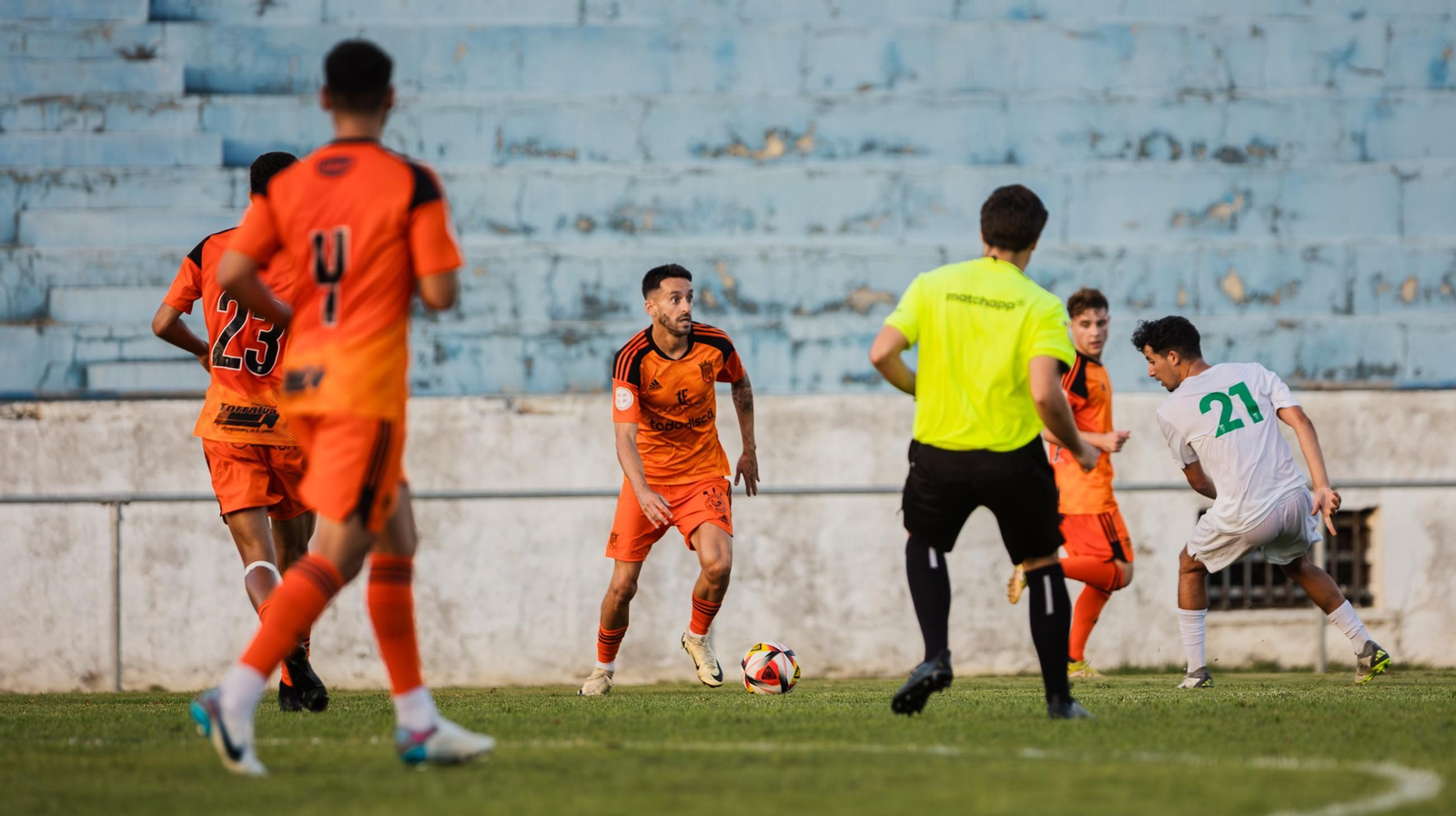 Las imágenes del triunfo del Xerez CD en el Trofeo Antonio Moure