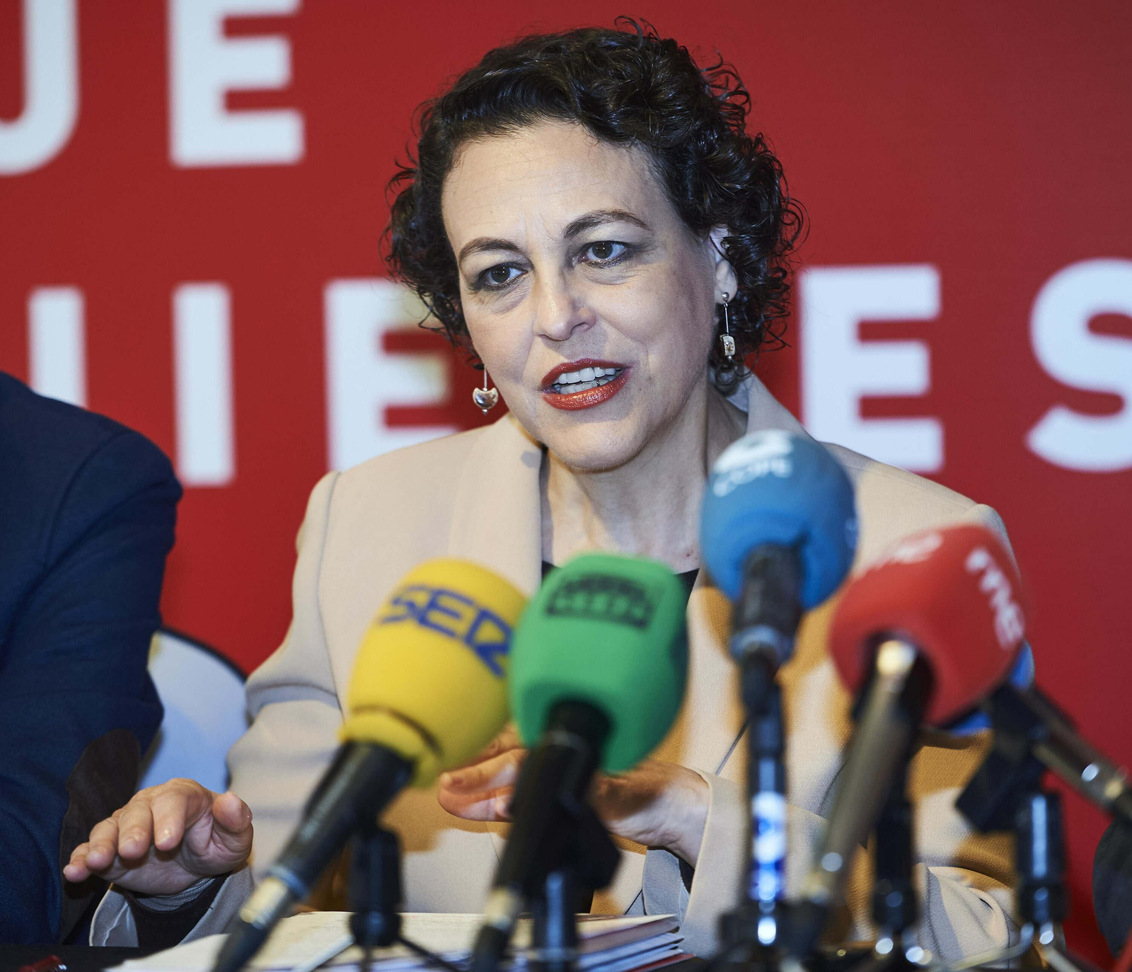 La ministra de Trabajo, Magdalena Valerio, en Santander, ayer.