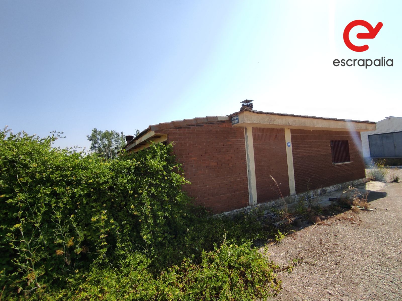 La granja de 43.000 metros cuadrados a subasta por 1 euro