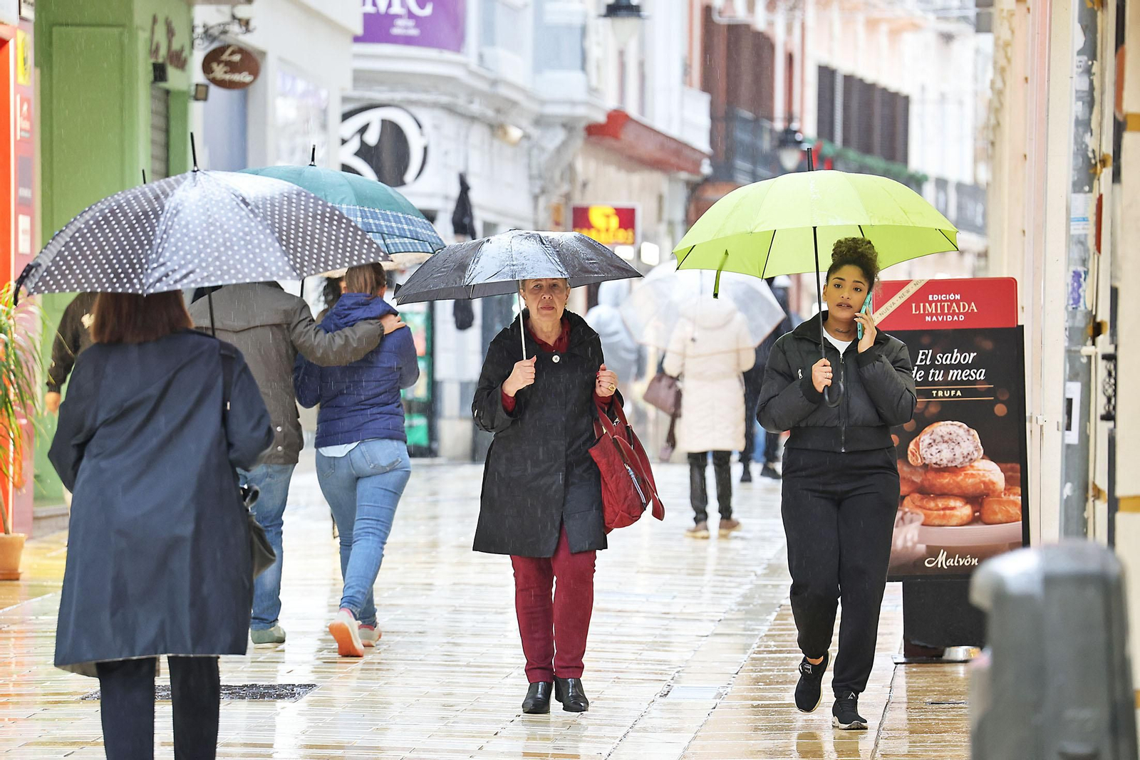 Las imágenes de la mañana de lluvia en Huelva