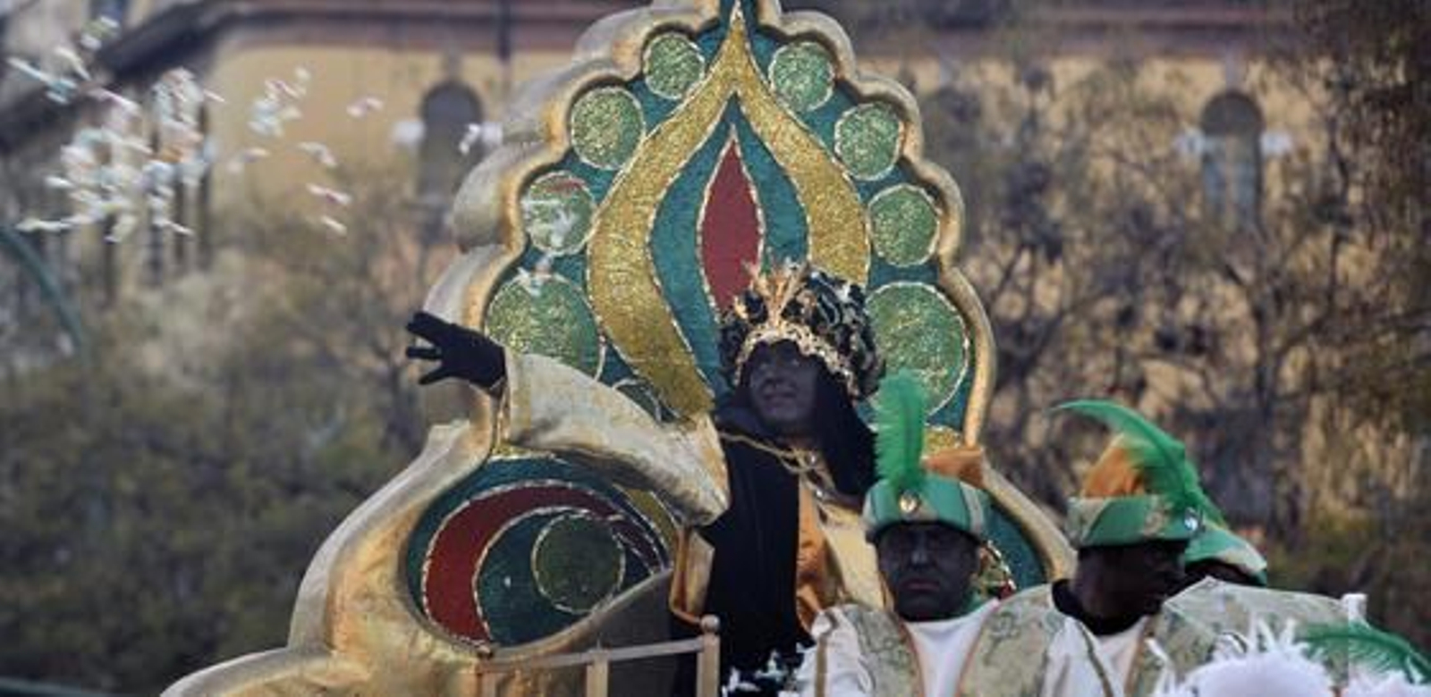 Las carrozas de la Cabalgata de Reyes Magos recorren las calles de la ciudad.

Foto: Manuel Gomez, Juan Carlos Vazquez