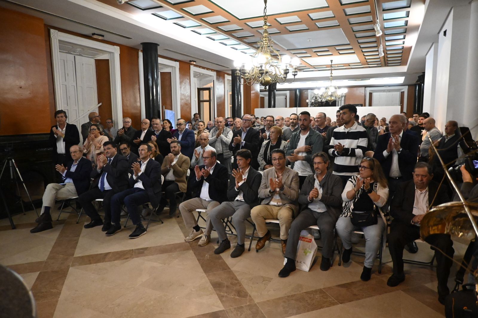 Acto de celebración del 25 aniversario de la Peña Cultural Recreativista 'El Milenio' en imágenes