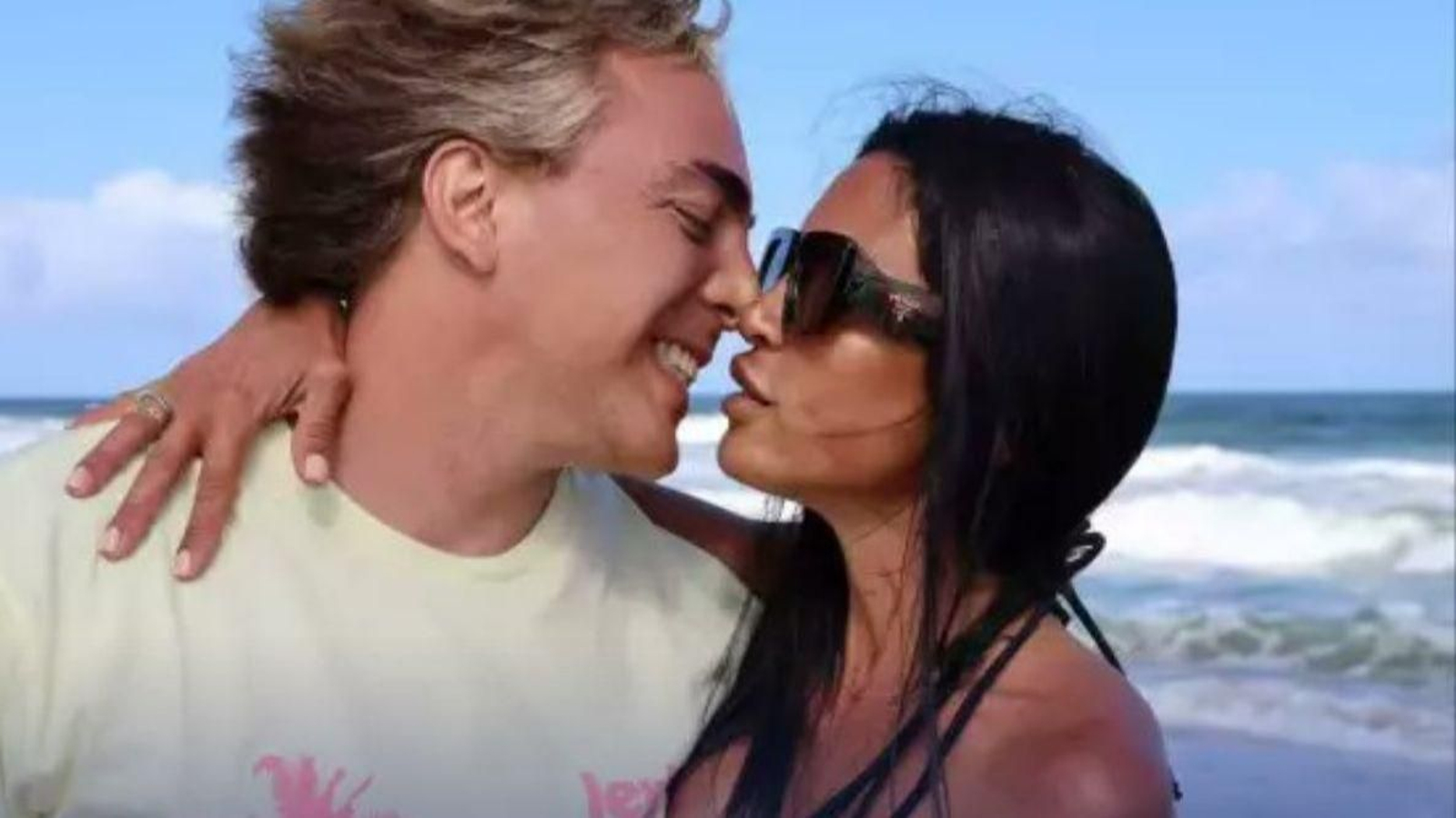 Cristian Castro y Mariela Sánchez en una foto compartida de su amor, que ahora se ha roto por completo tras crisis y reconciliaciones