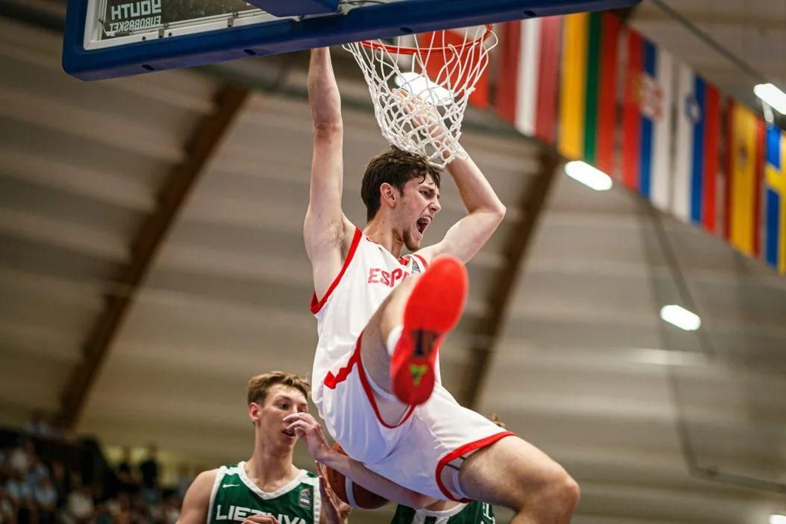 Mario Saint-Supéry, partido notable y una lección en el Europeo sub 18