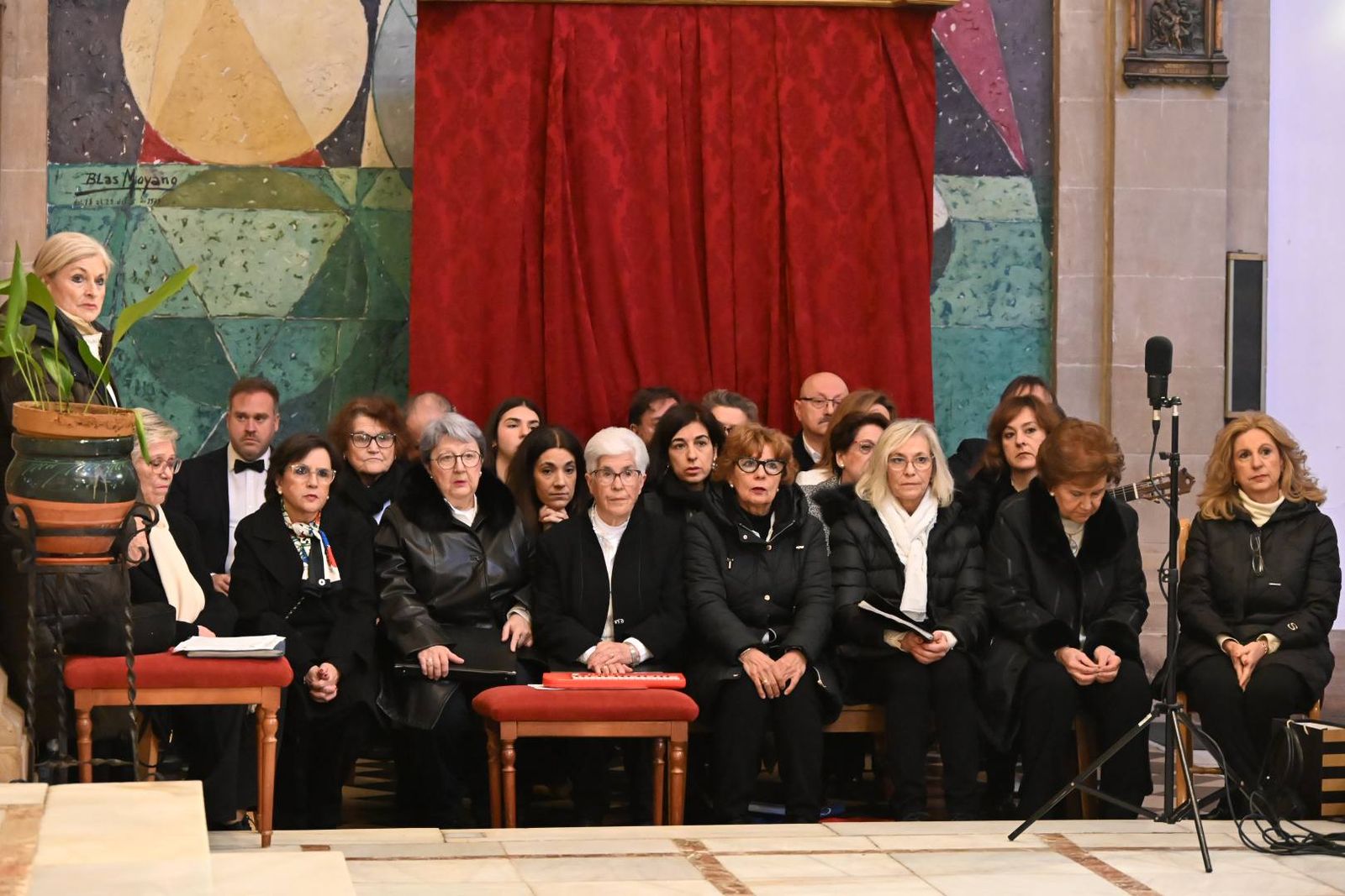 Las imágenes del homenaje de Villa del Río a su párroco emérito, Manuel Tirado Fernández