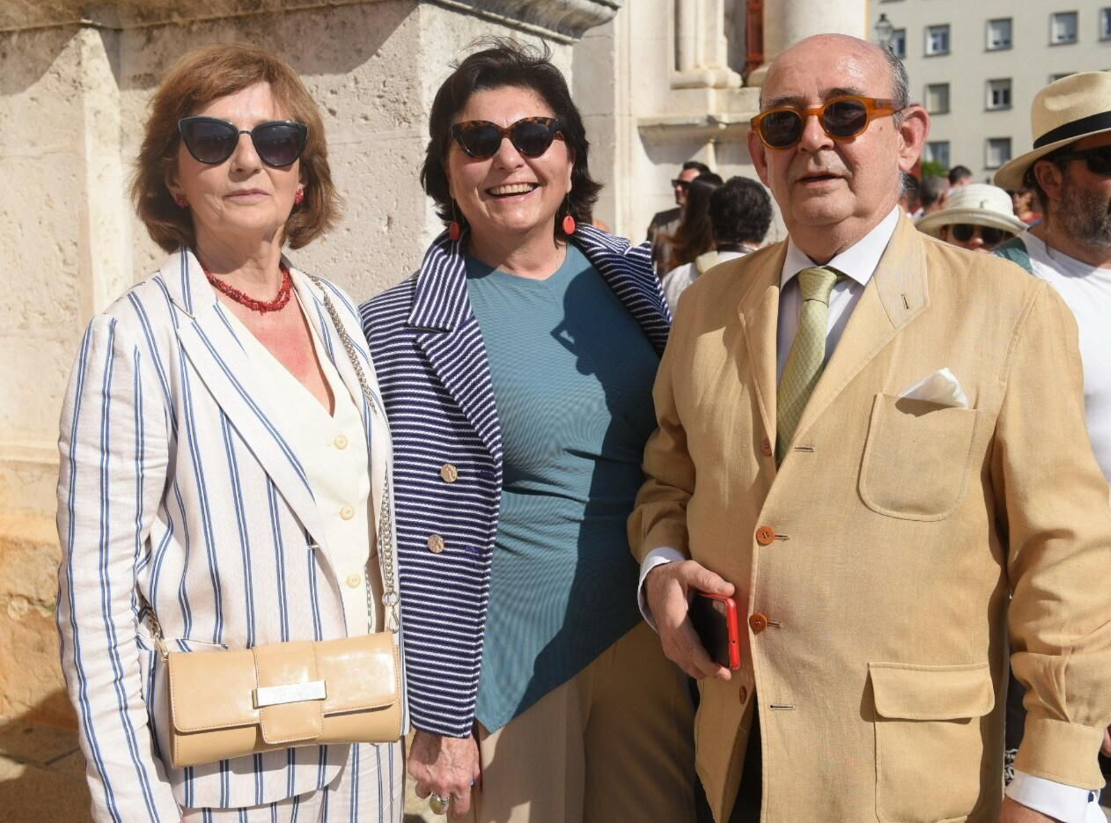 Ana Troncoso, Carmen Vázquez y Juan Luis Álvarez